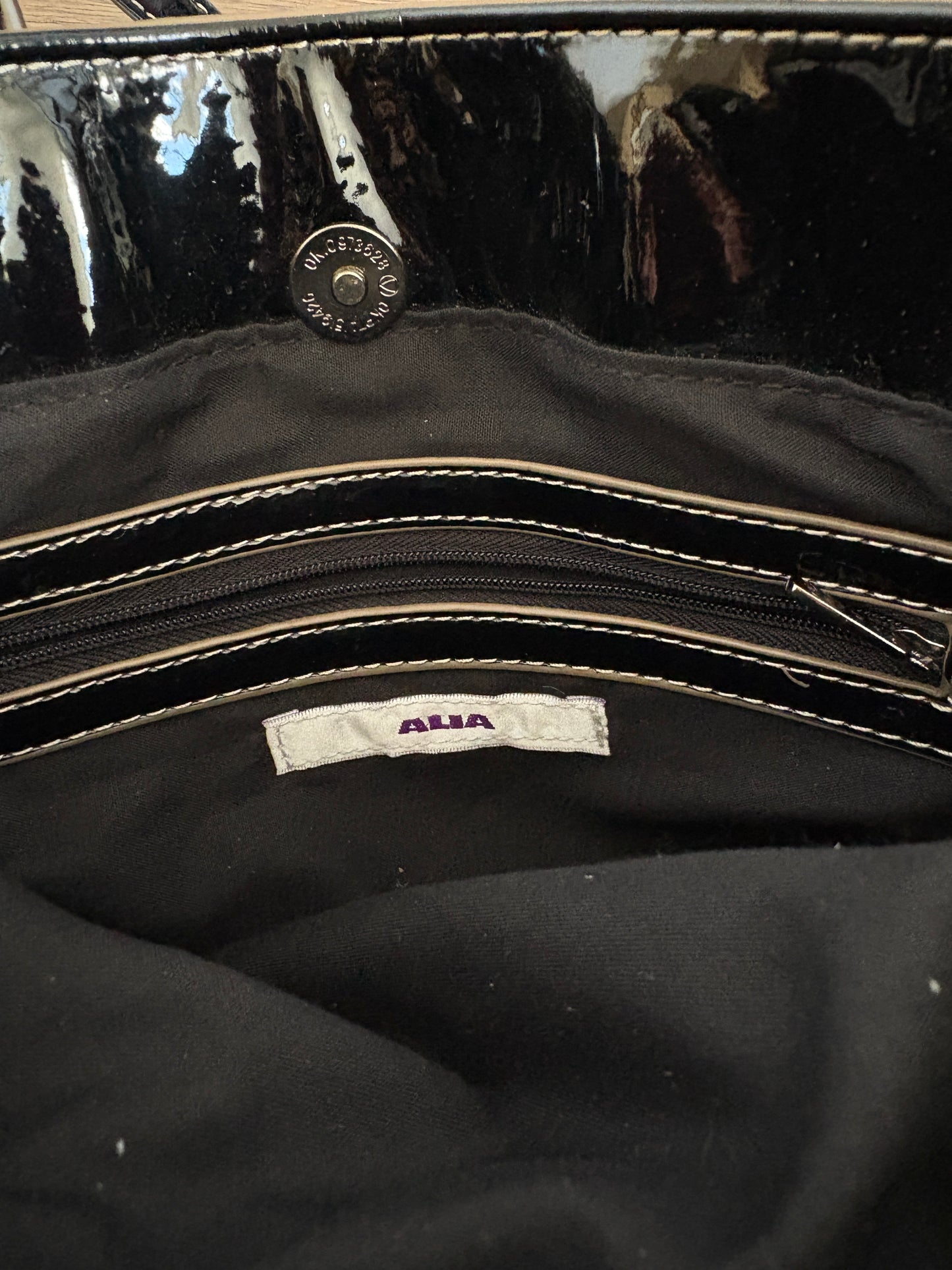 ALIA BLACK SHOULDER BAG