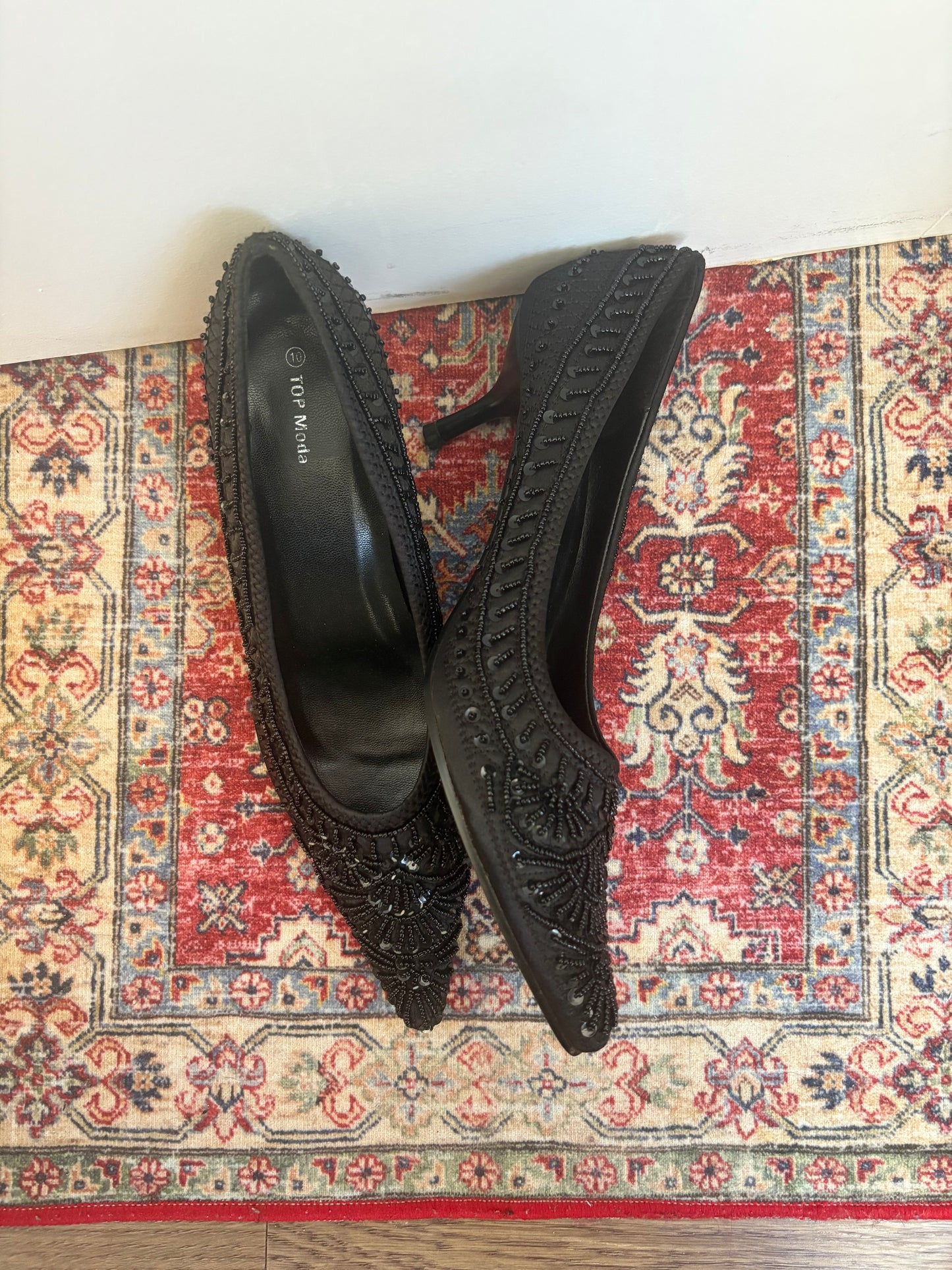 BLACK BEADED KITTEN HEELS - 10
