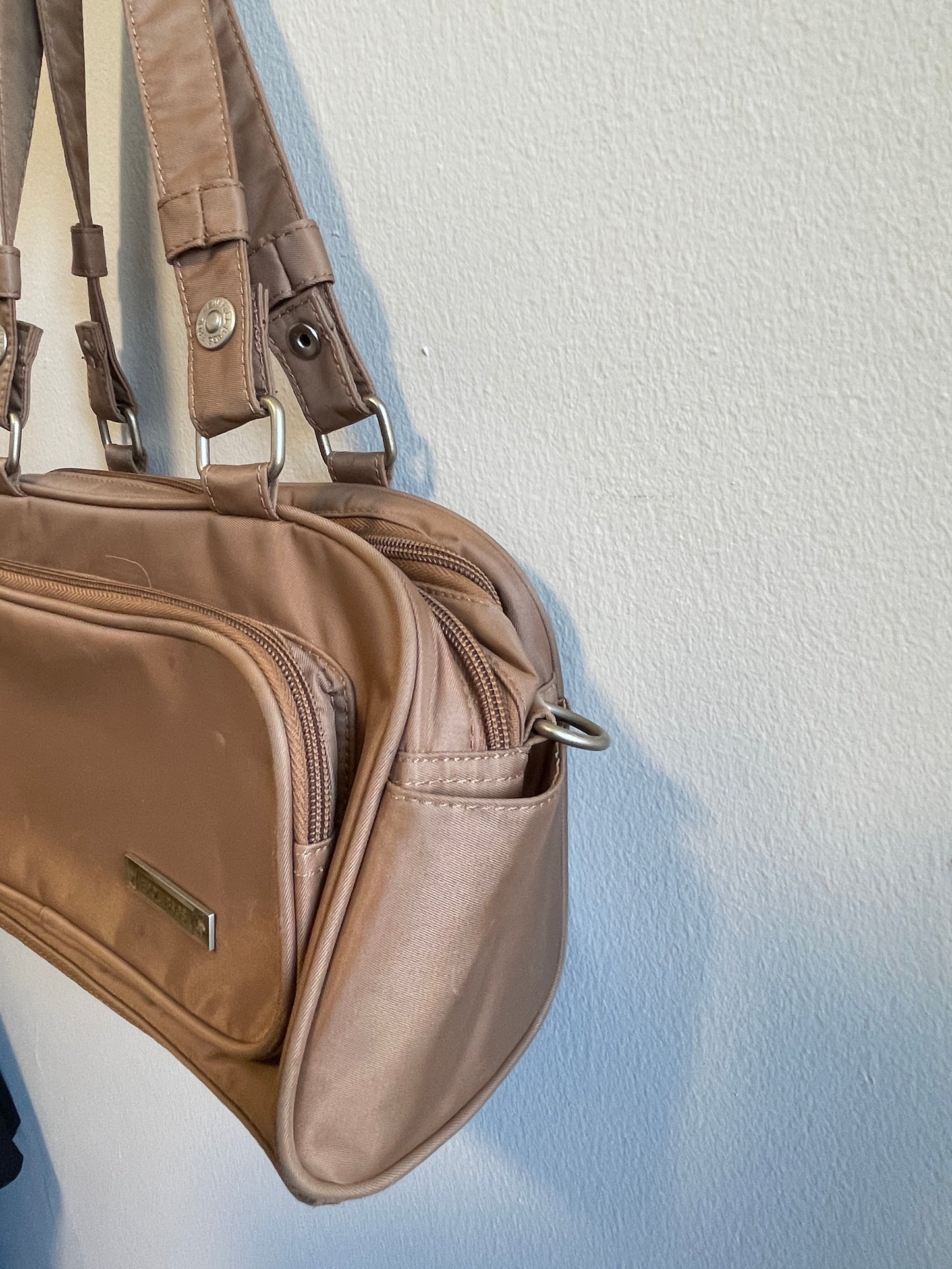 VINTAGE BROWN NYLON SHOULDER BAG