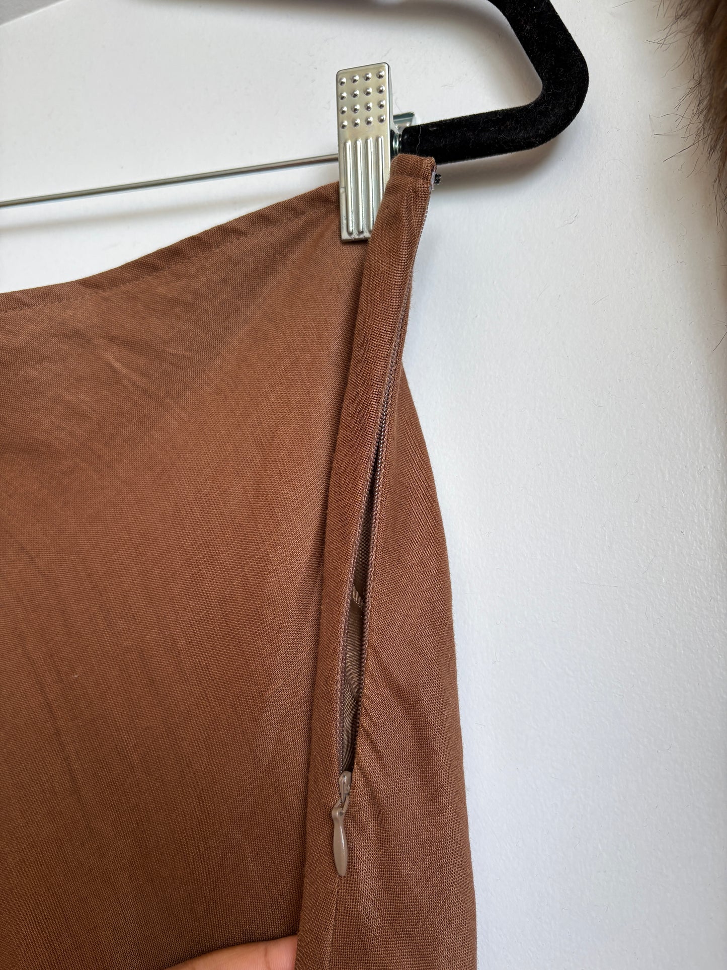 BROWN SUMMER SKIRT WITH PEARL EMBELLISHMENTS