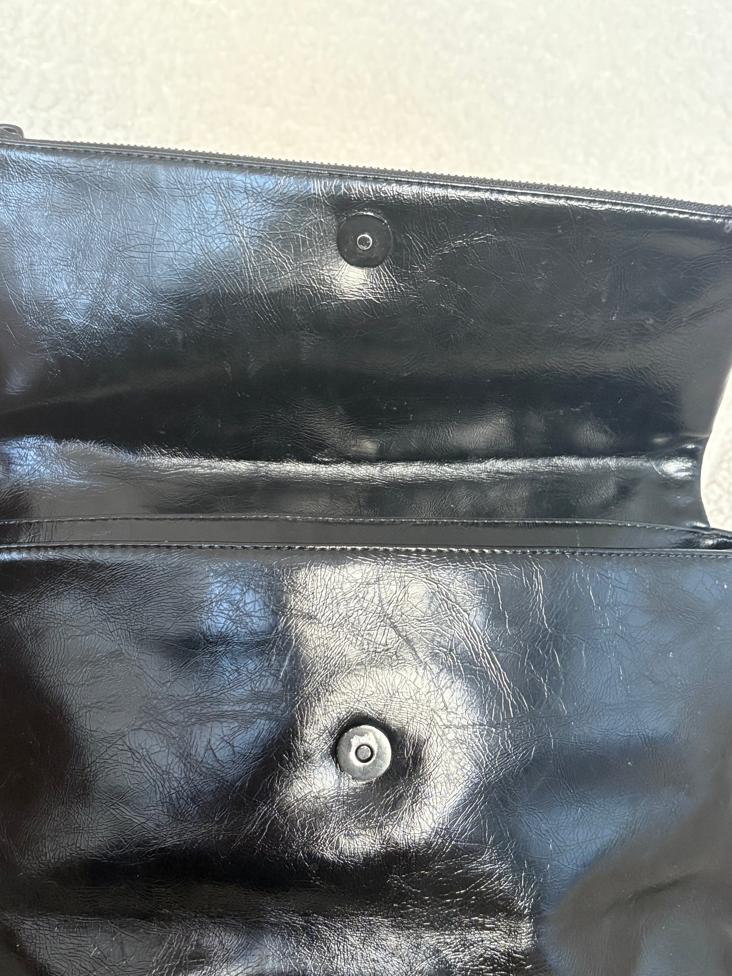 DKNY JAYESON MEDIUM FLAP CROSBODY BAG