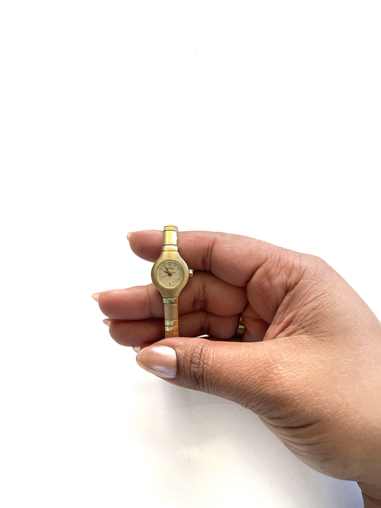 VINTAGE PULSAR GOLD STRETCH WATCH