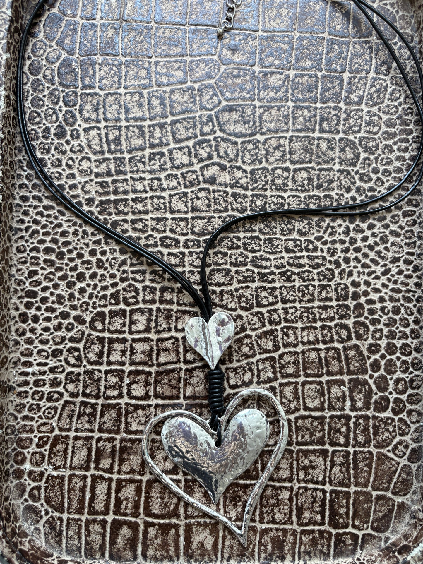 LARGE SILVER HEART PENDANT NECKLACE