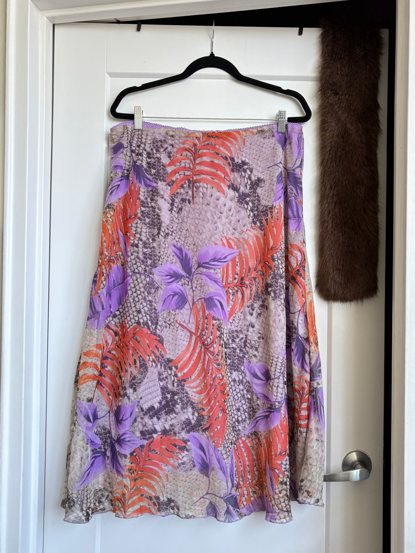 TROPICAL PRINTED MAXI SKIRT