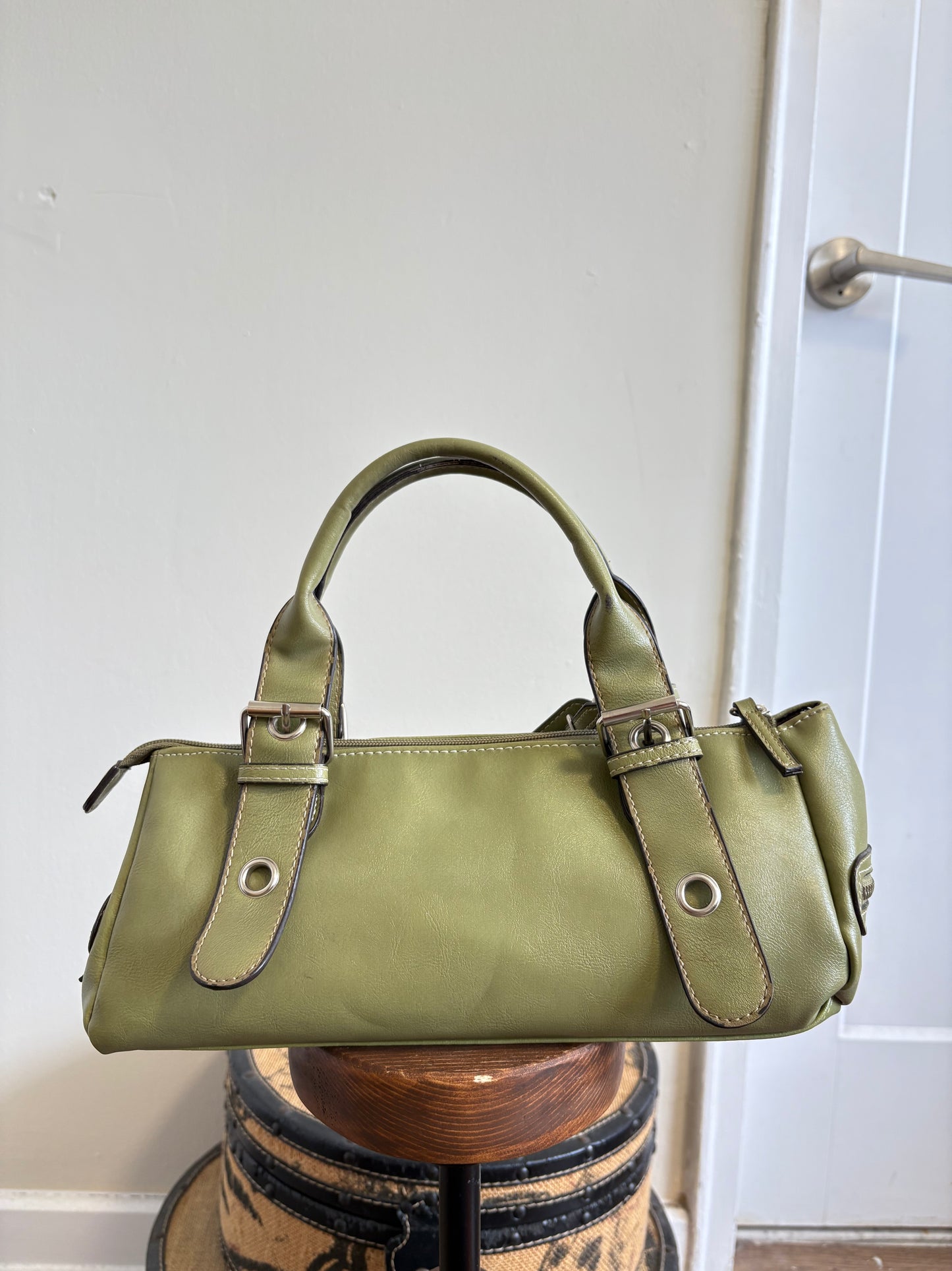 VINTAGE ALDO GREEN FAUX LEATHER HANDBAG
