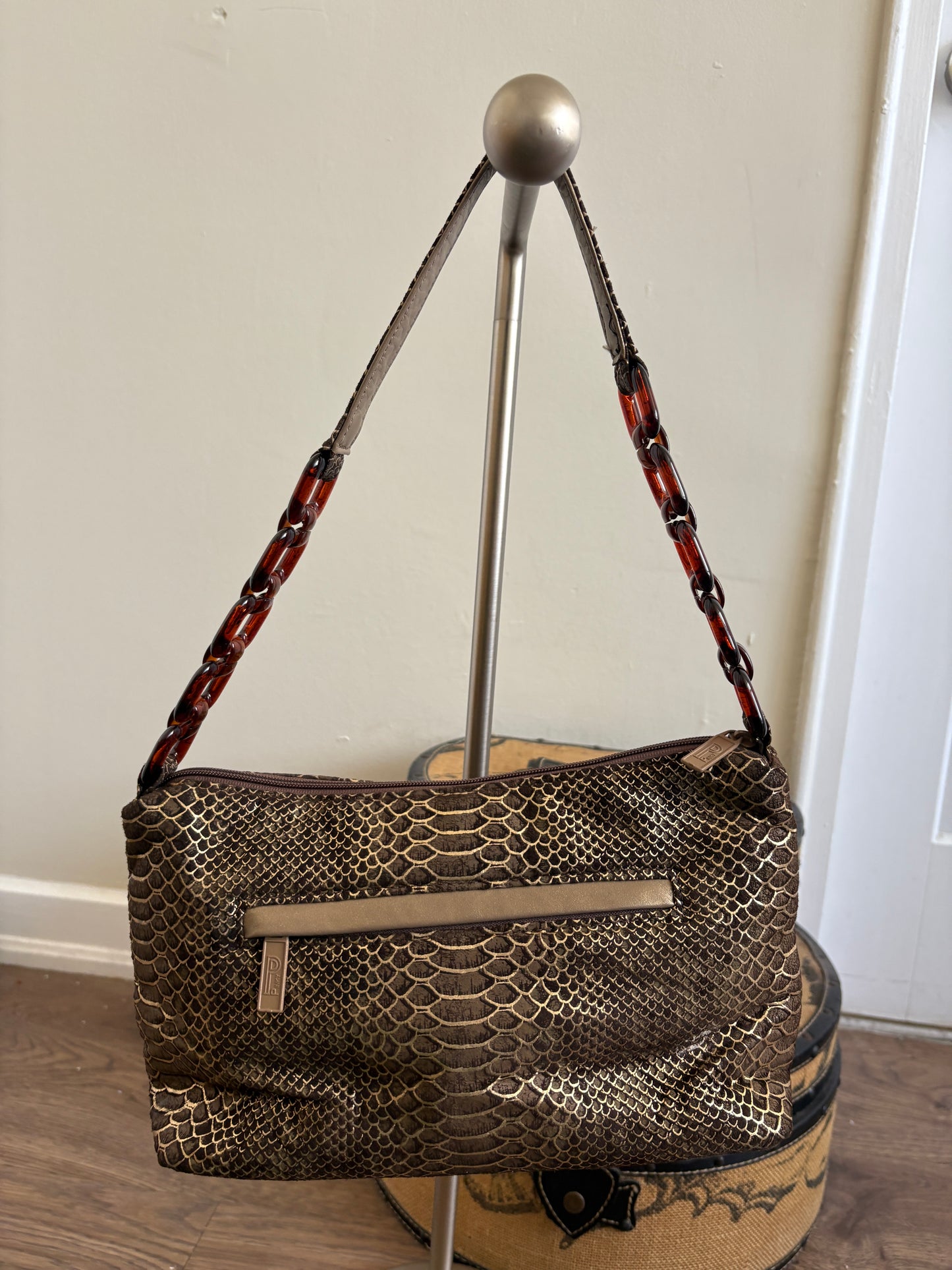VINTAGE ANIMAL PRINT SHOULDER BAG