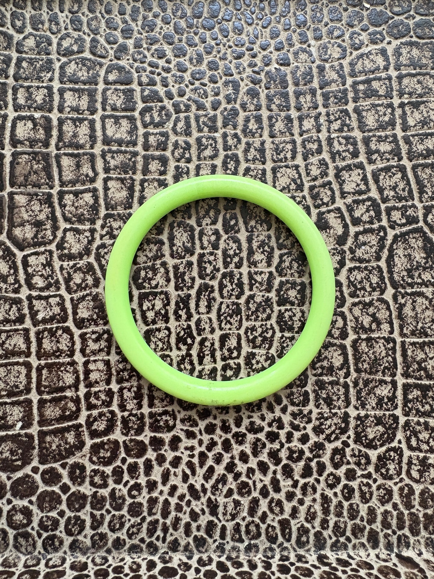 VINTAGE BANGLE