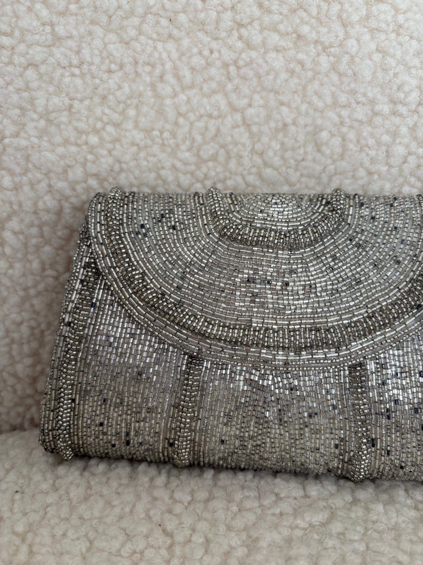 SILVER VINTAGE BEADED BAG