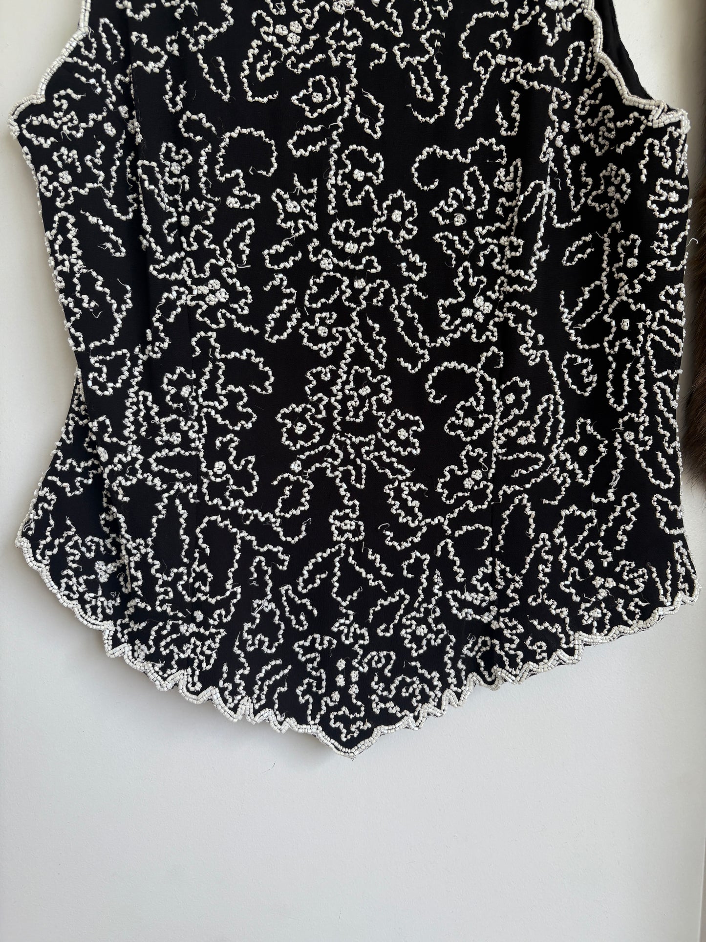 VINTAGE BEADED TOP - L