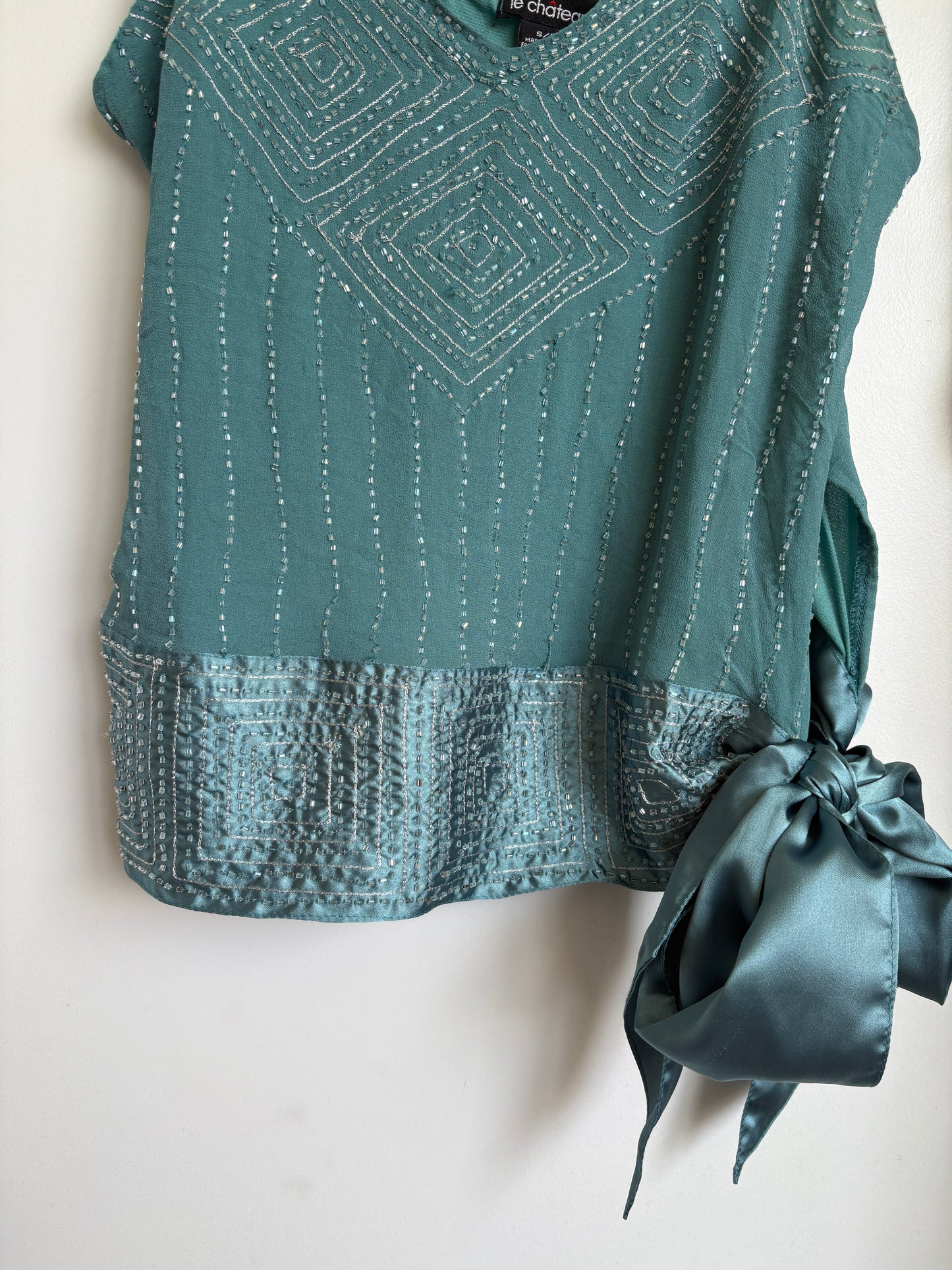 VINTAGE BEADED TOP WITH A BOW ON SIDE - S