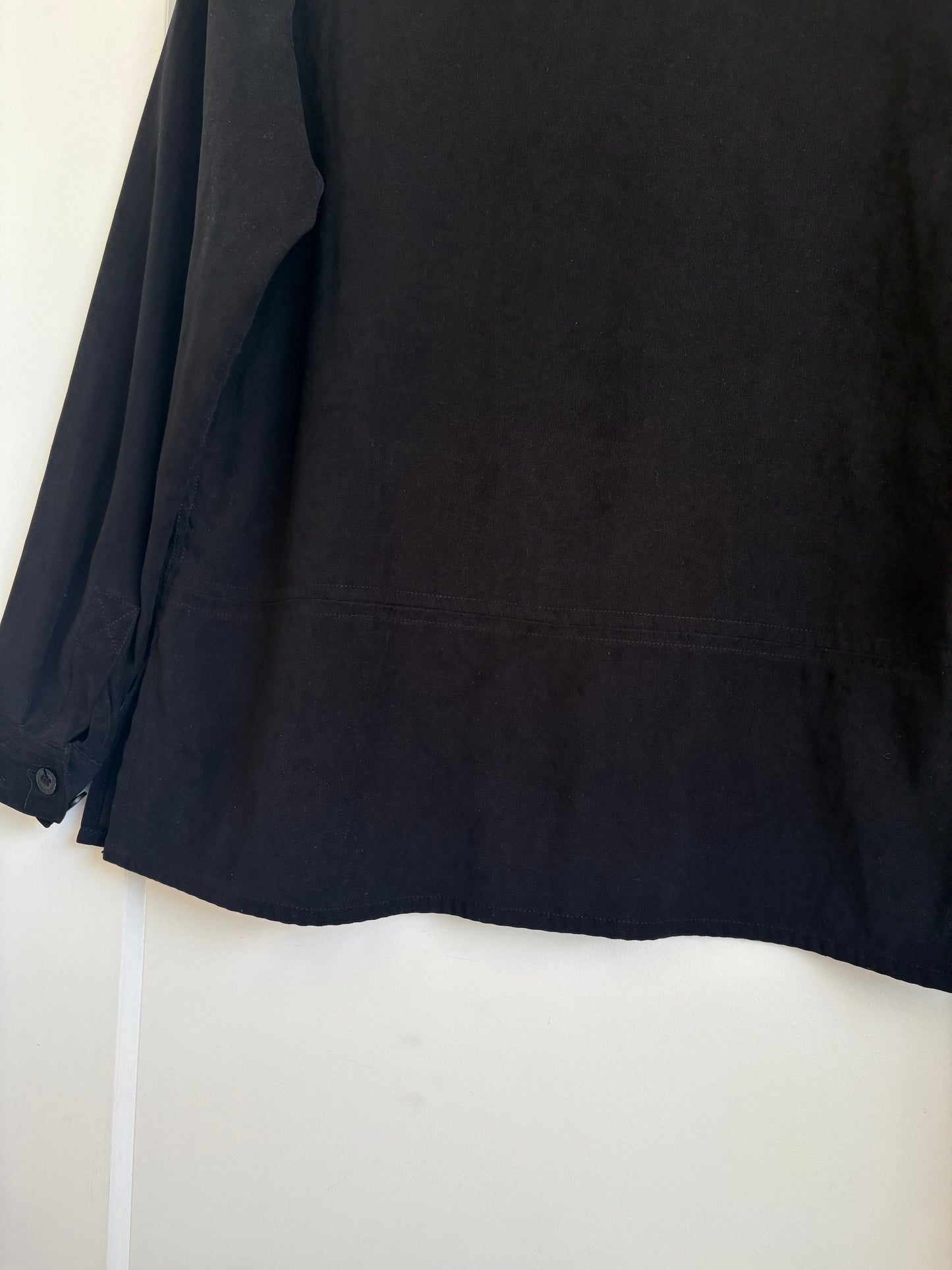 VINTAGE BLACK SUEDE BUTTON UP - M