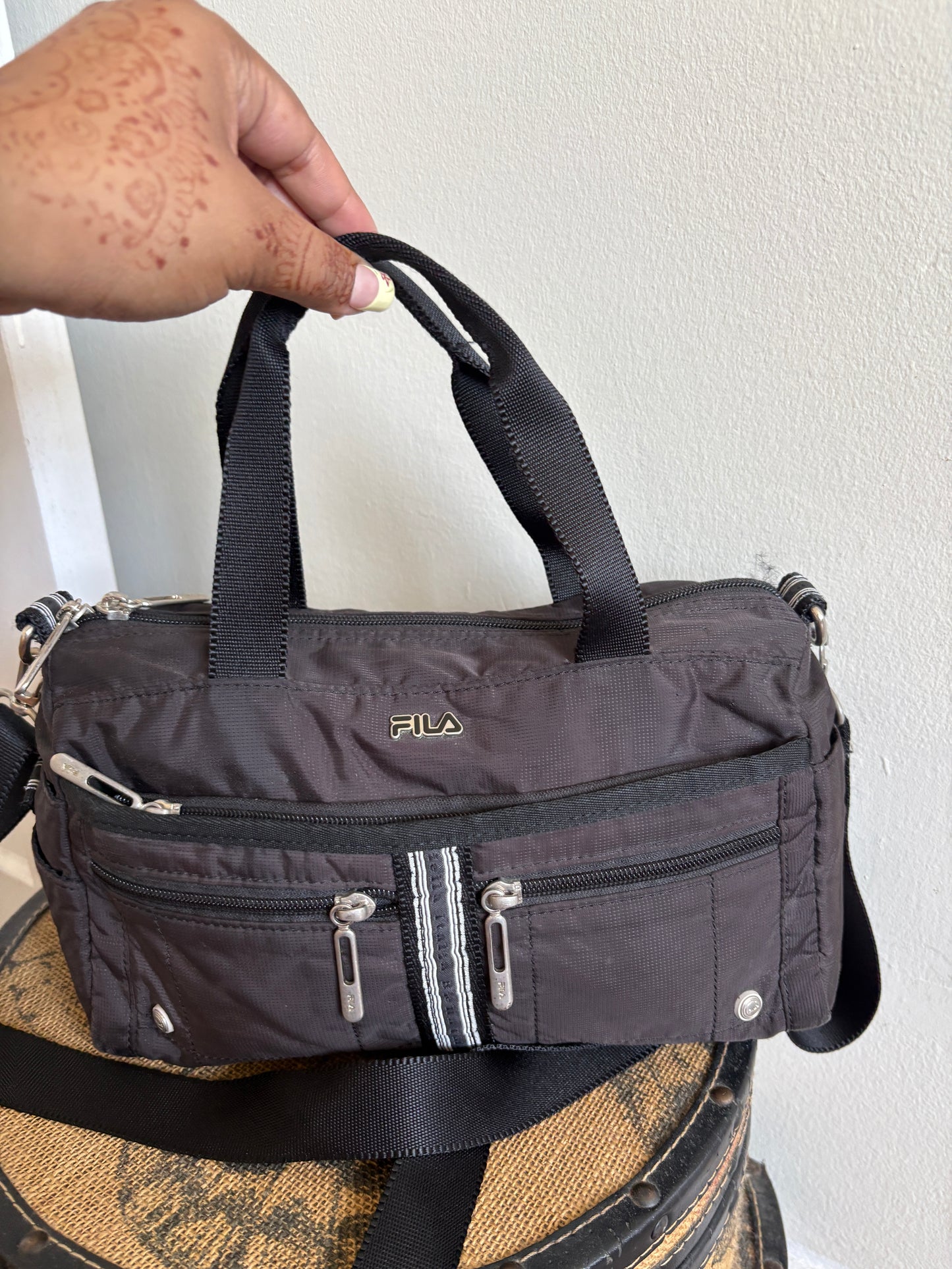 VINTAGE FILA Y2K SPORTS NYLON BAG