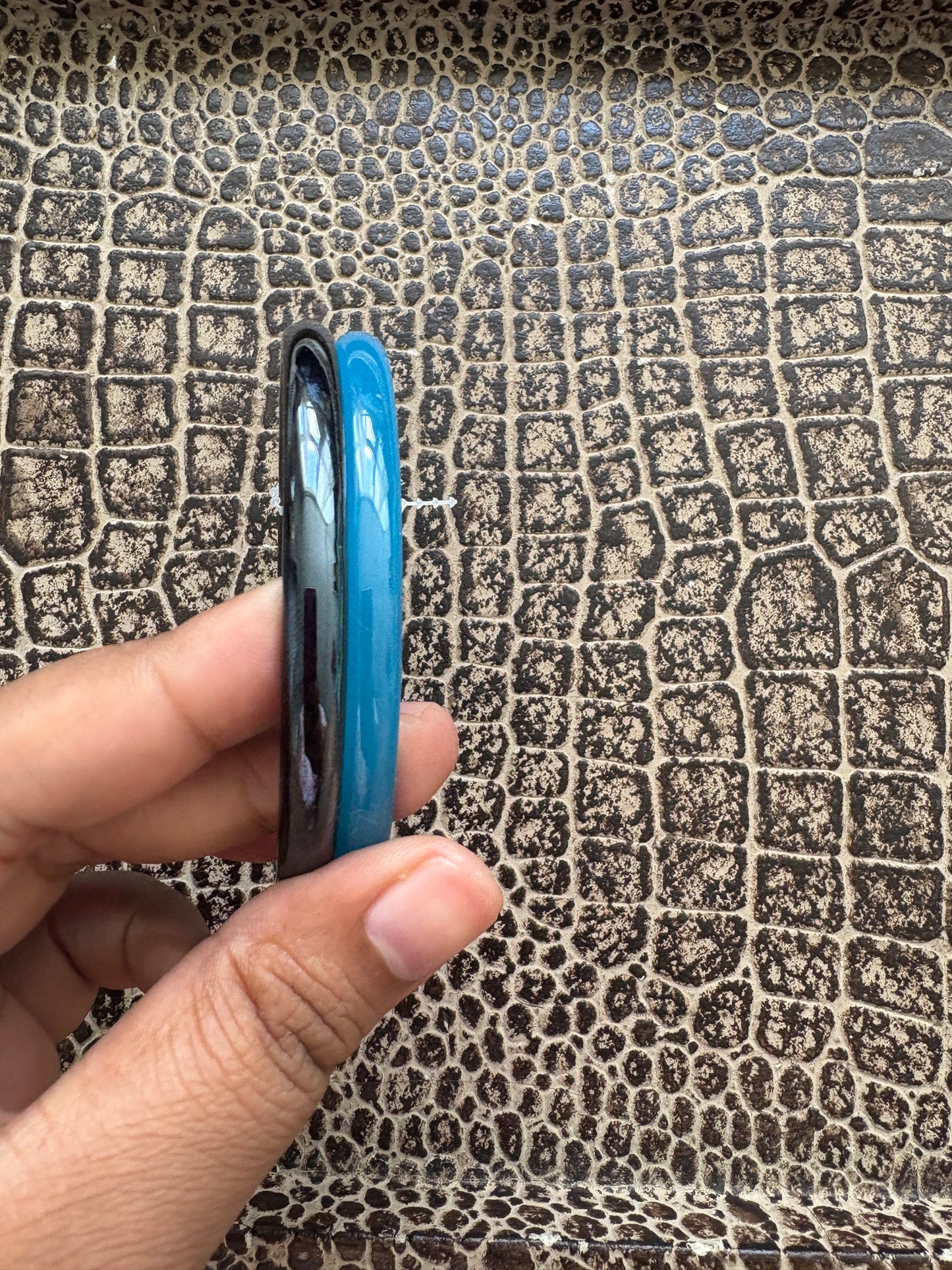 VINTAGE GLASS BANGLE SET