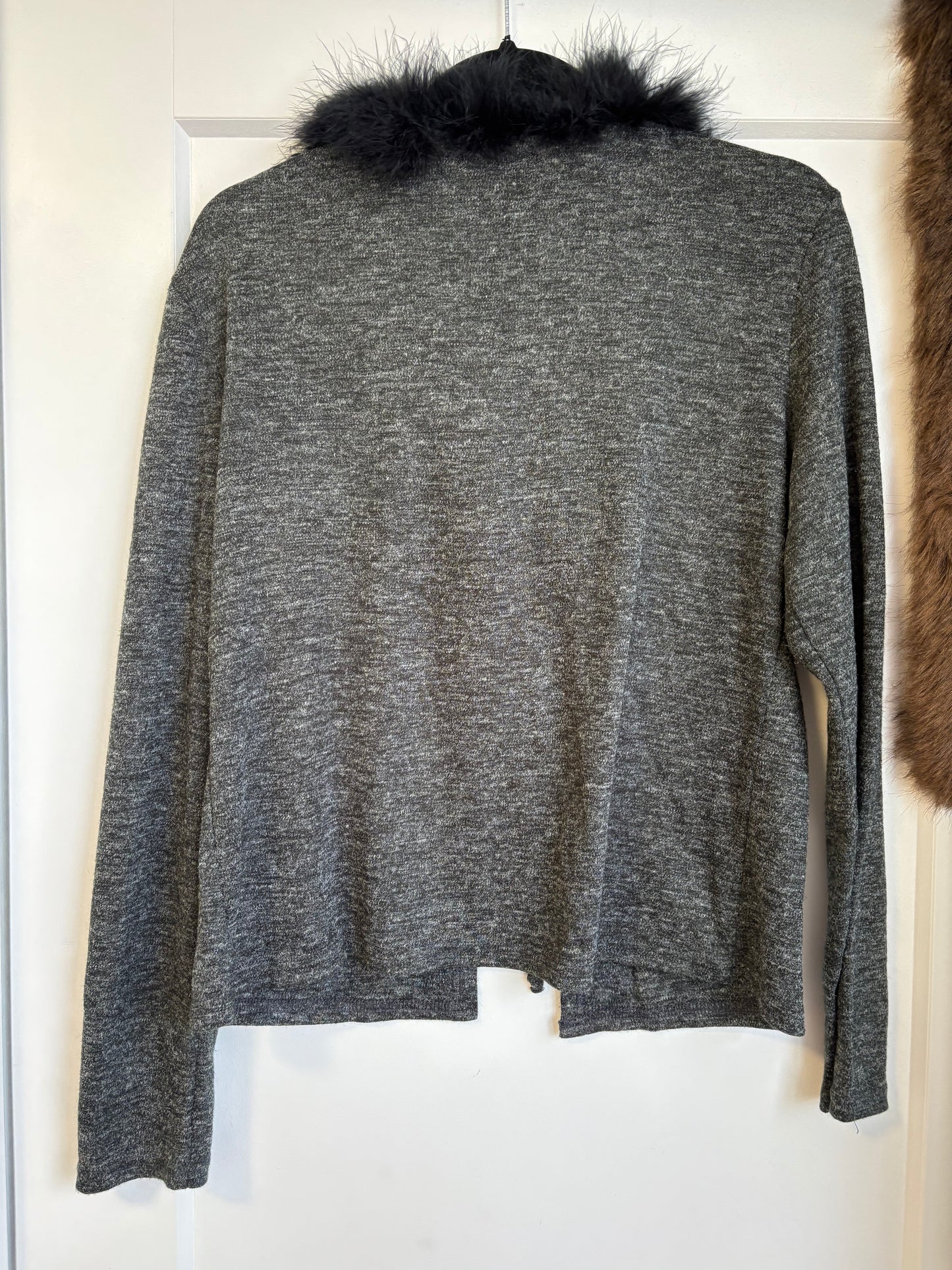 VINTAGE GREY CARDIGAN WITH FEATHER TRIM