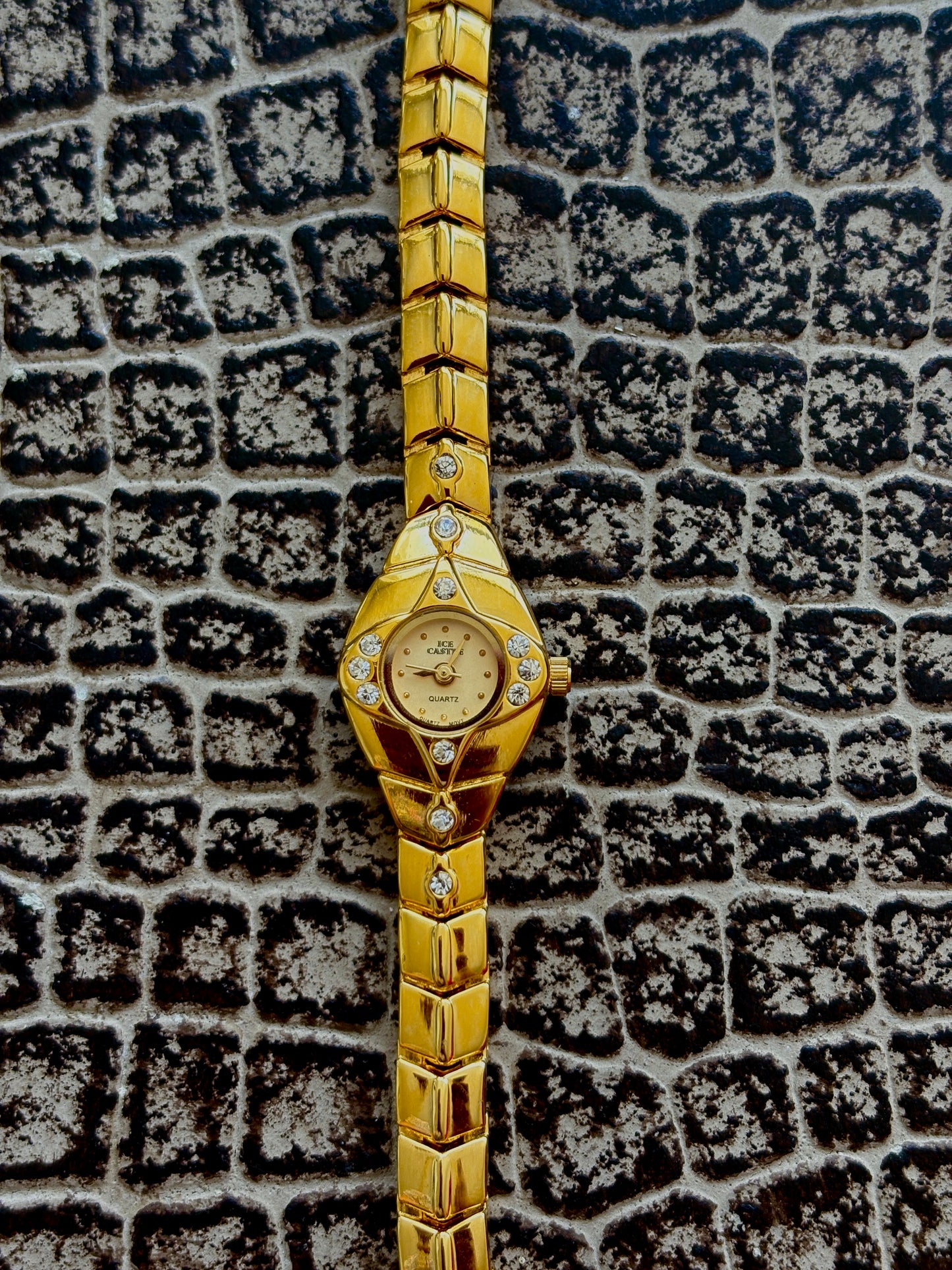 VINTAGE ICE CASTLE WATCH WITH DIAMONDS
