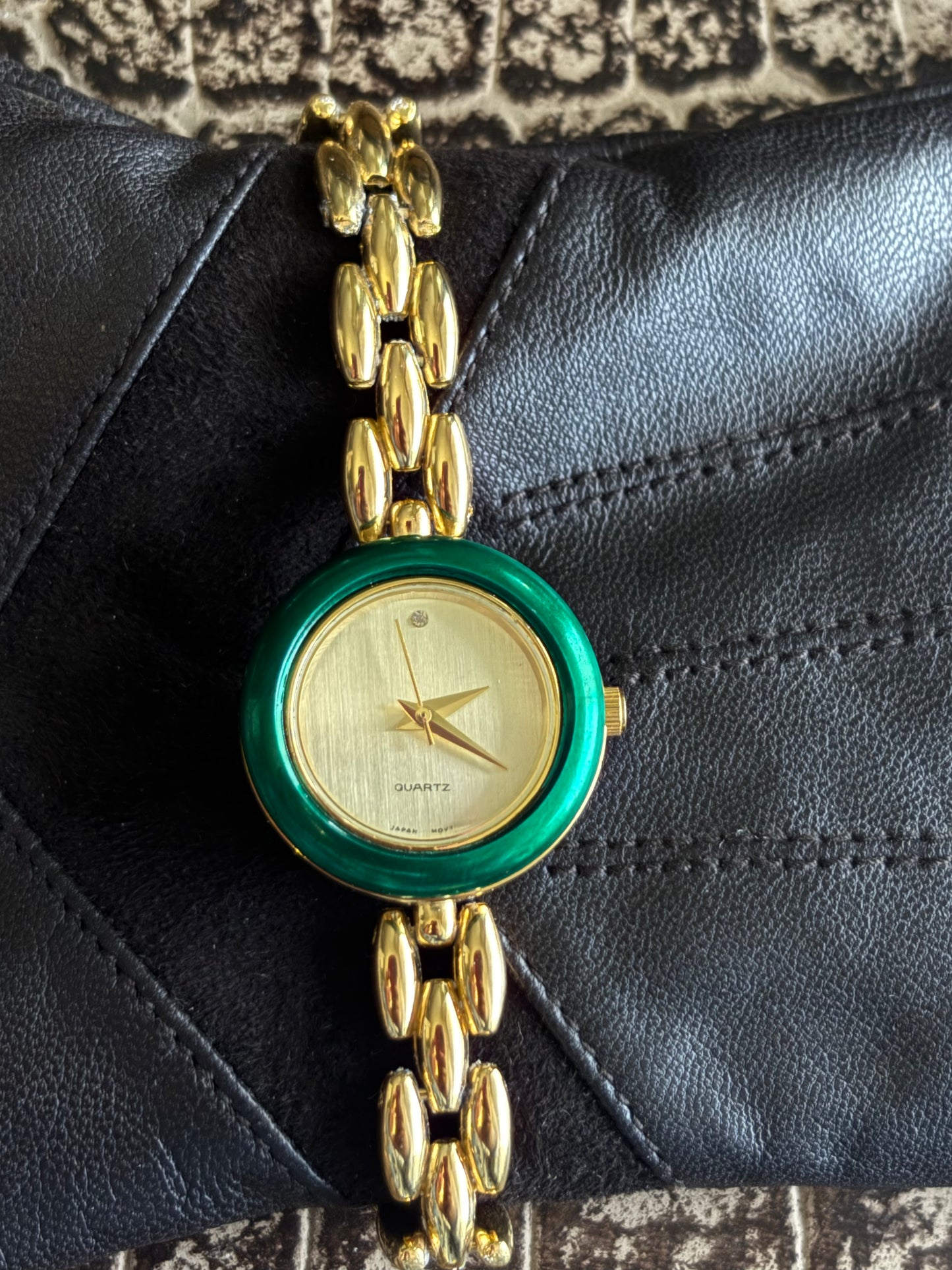 VINTAGE INTERCHANGEABLE BEZEL WATCH