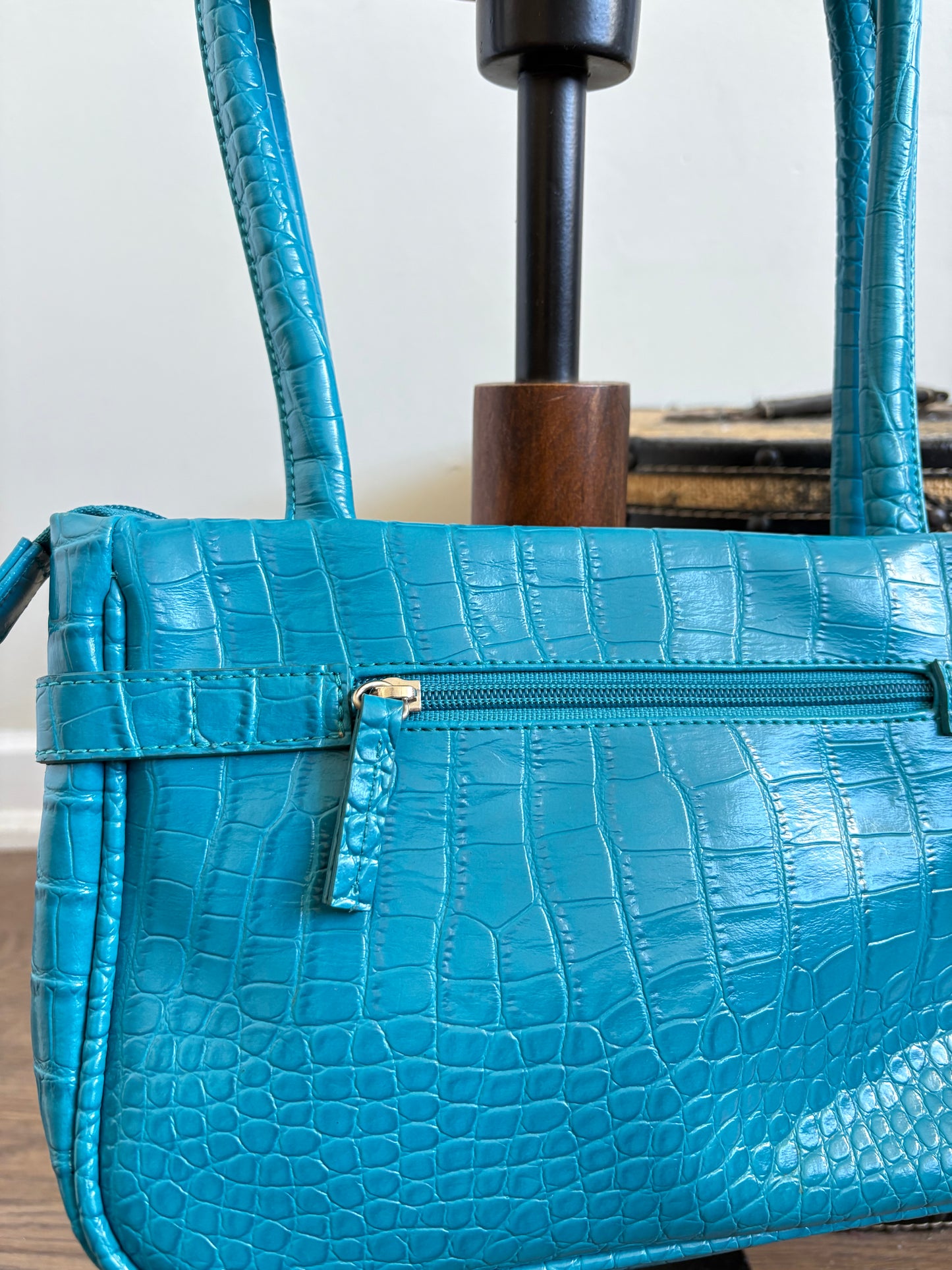 VINTAGE JOANEL LEATHER SHOULDER BAG