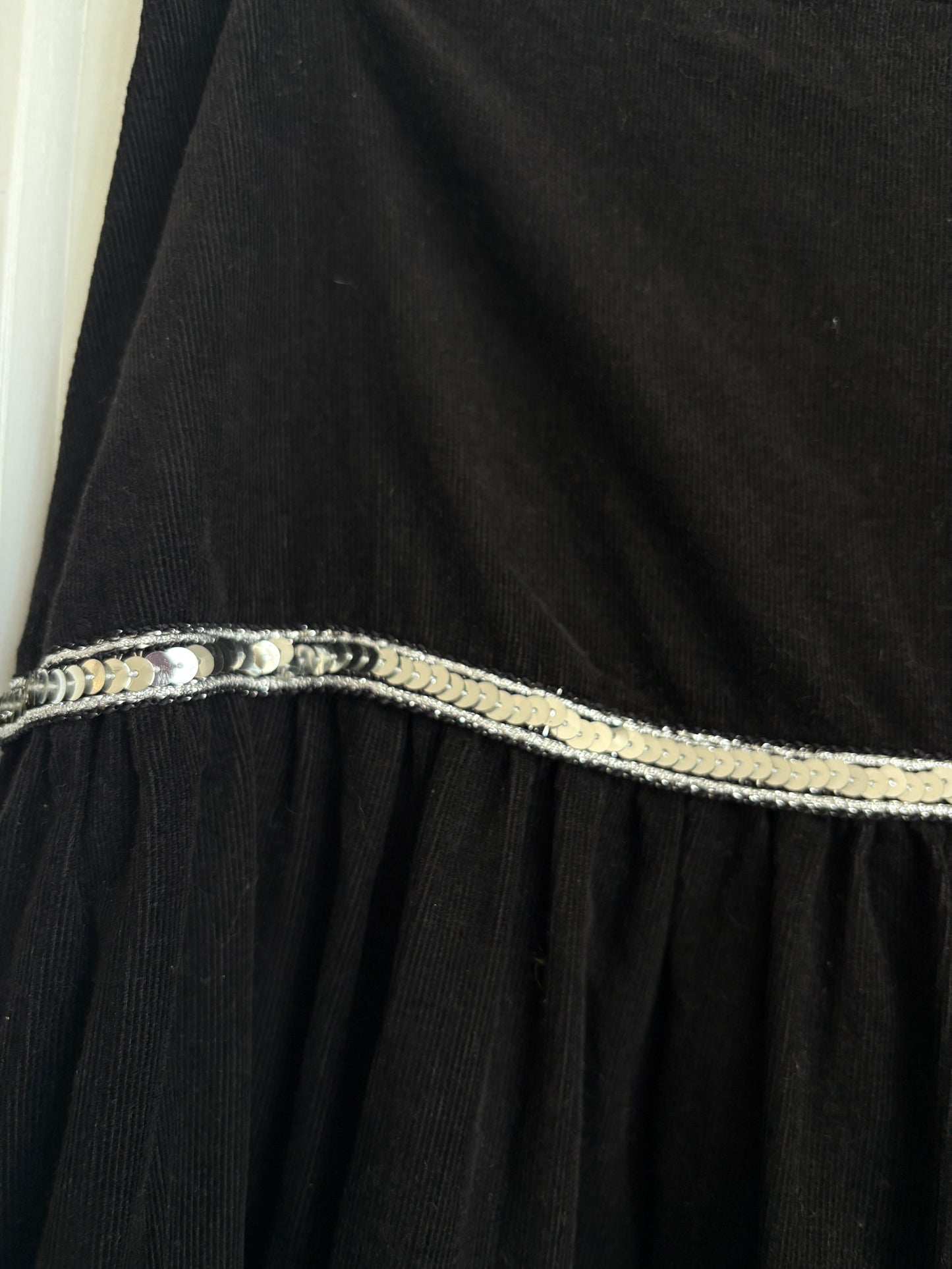 VINTAGE MIDI SKIRT