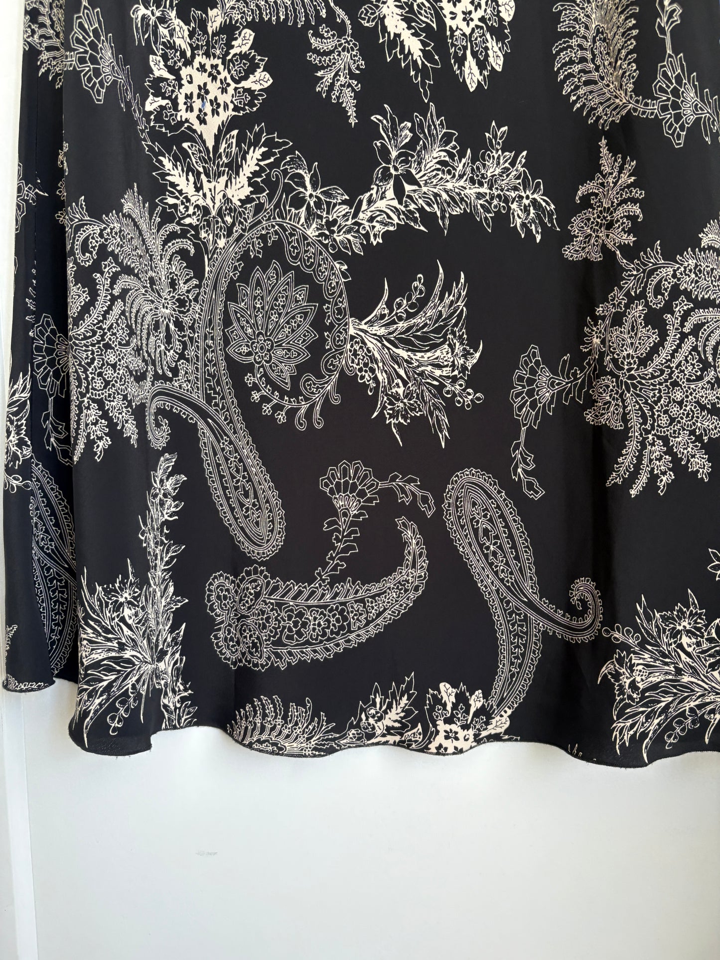 VINTAGE PAISLEY SKIRT