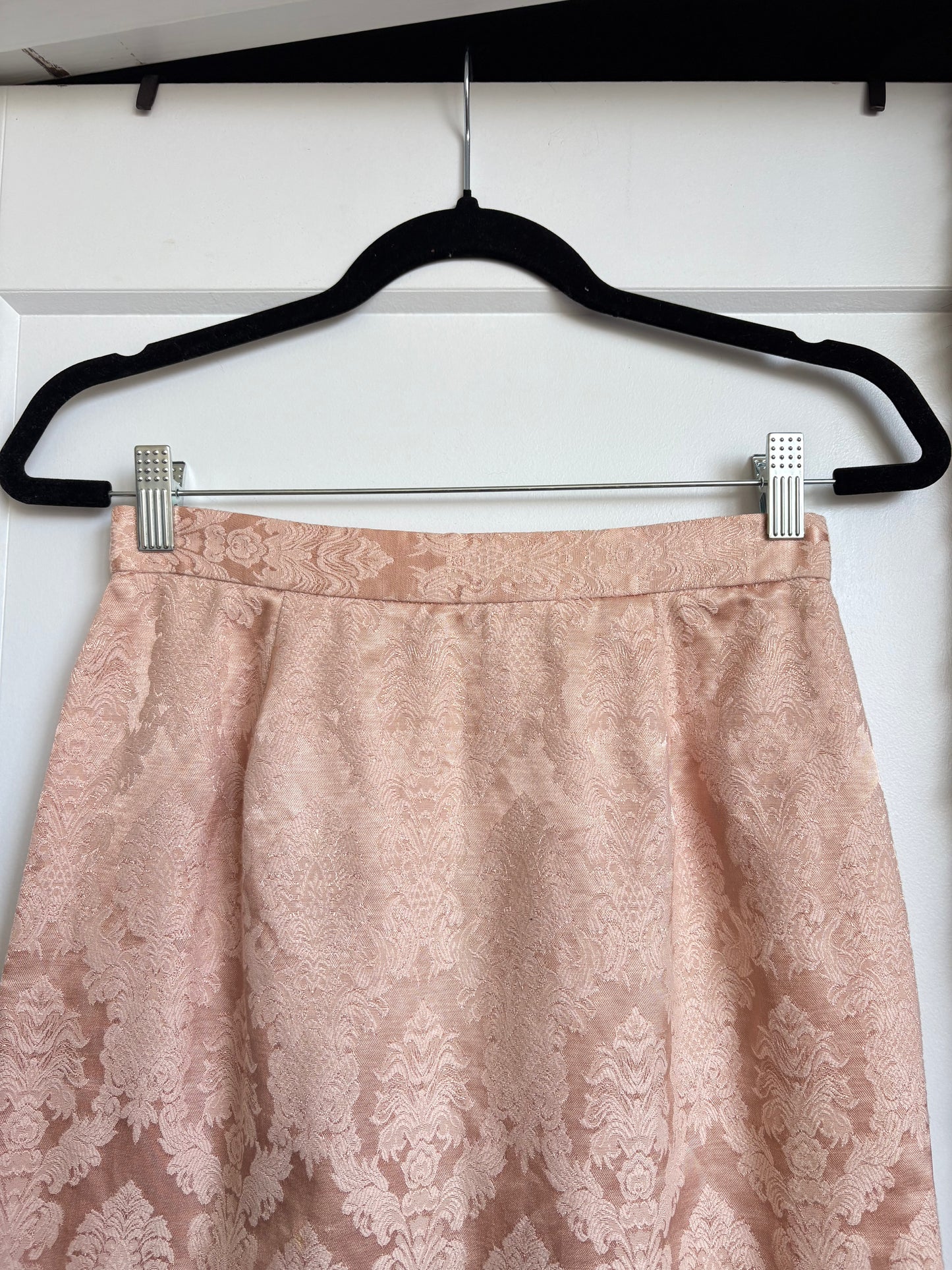 VINTAGE PINK SILK PENCIL SKIRT