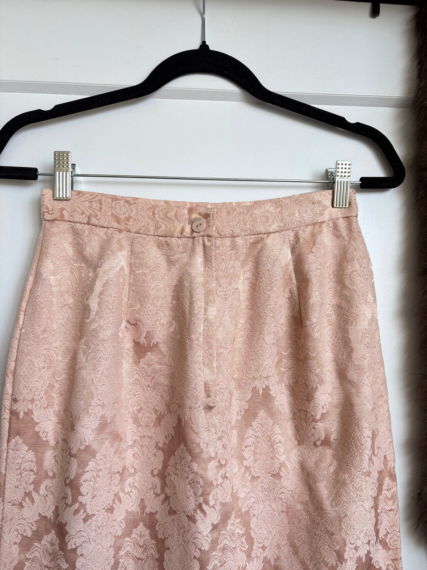 VINTAGE PINK SILK PENCIL SKIRT