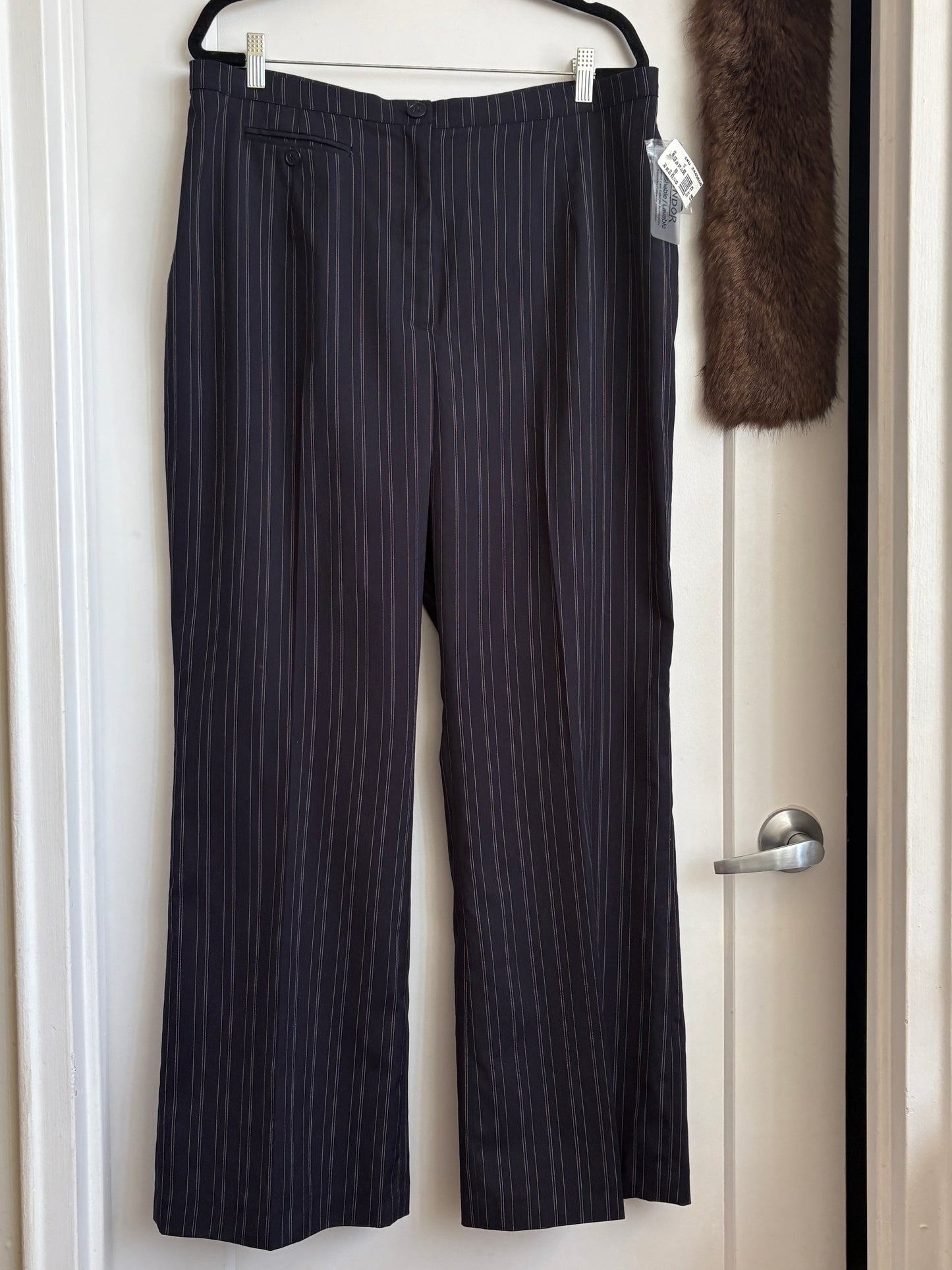 VINTAGE PINSTRIPE OFFICE SIREN PANTS