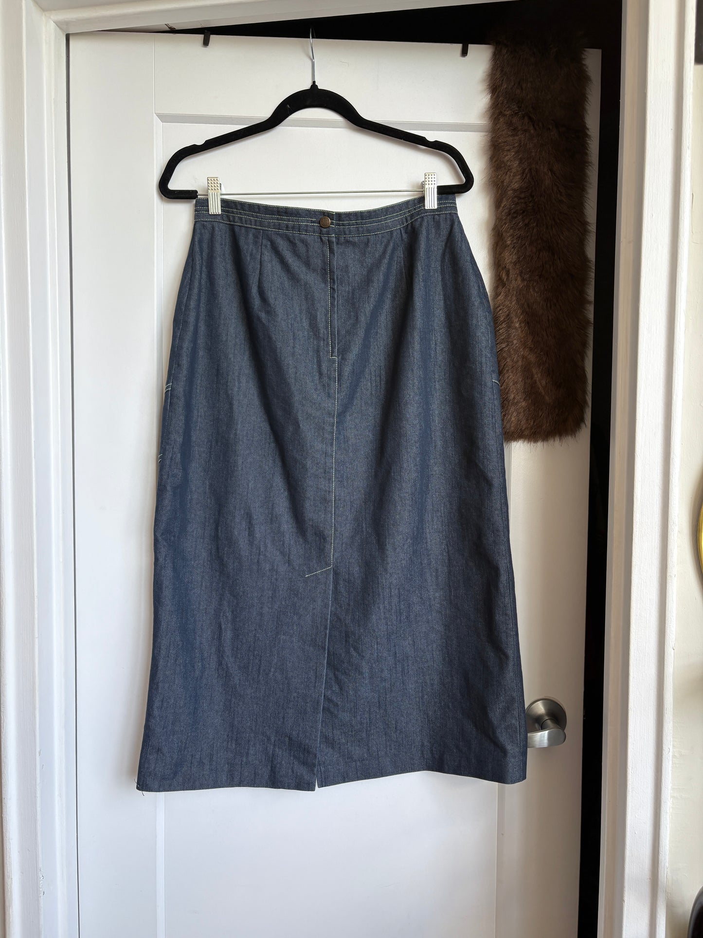 VINTAGE VANITY FAIR DENIM SKIRT