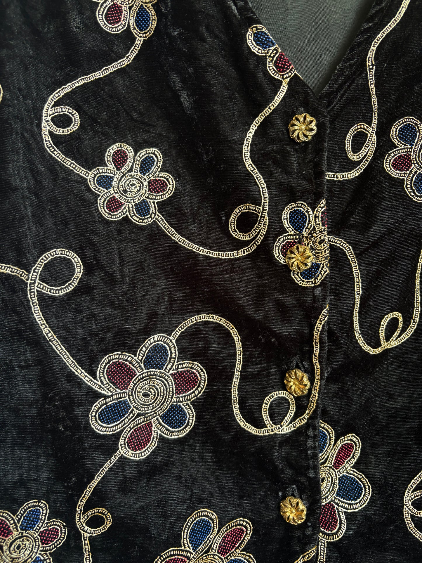 VINTAGE VELVET VEST