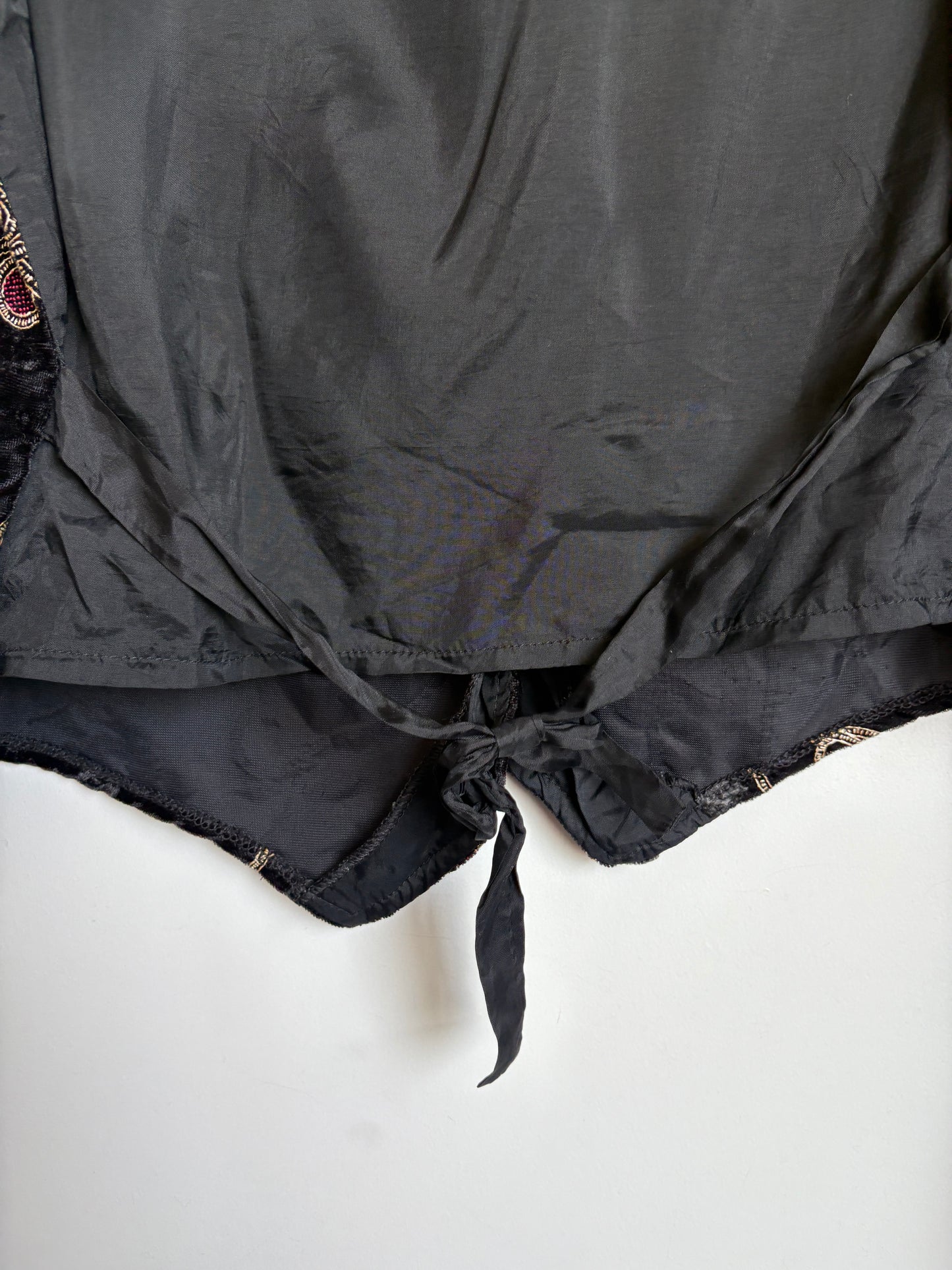 VINTAGE VELVET VEST