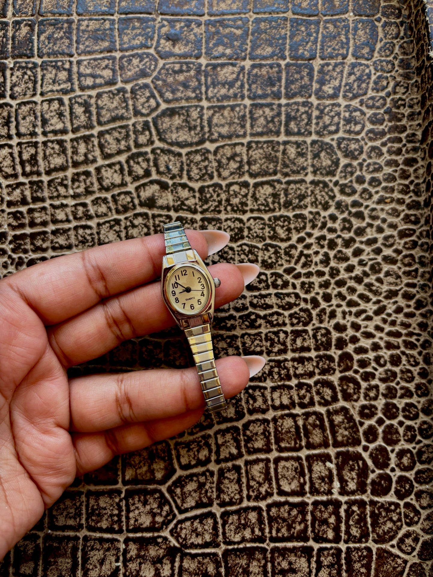 VINTAGE WATCH