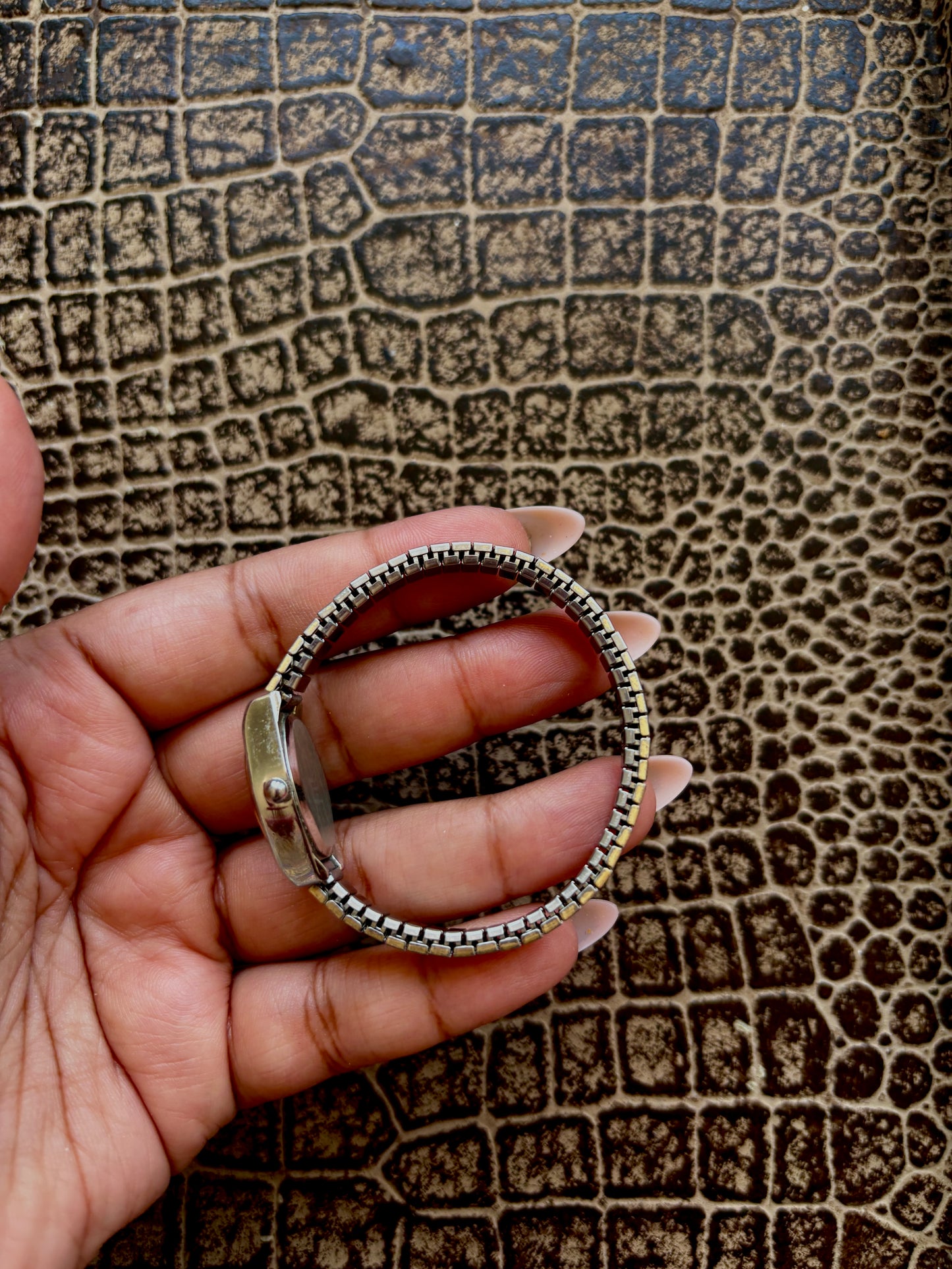 VINTAGE WATCH