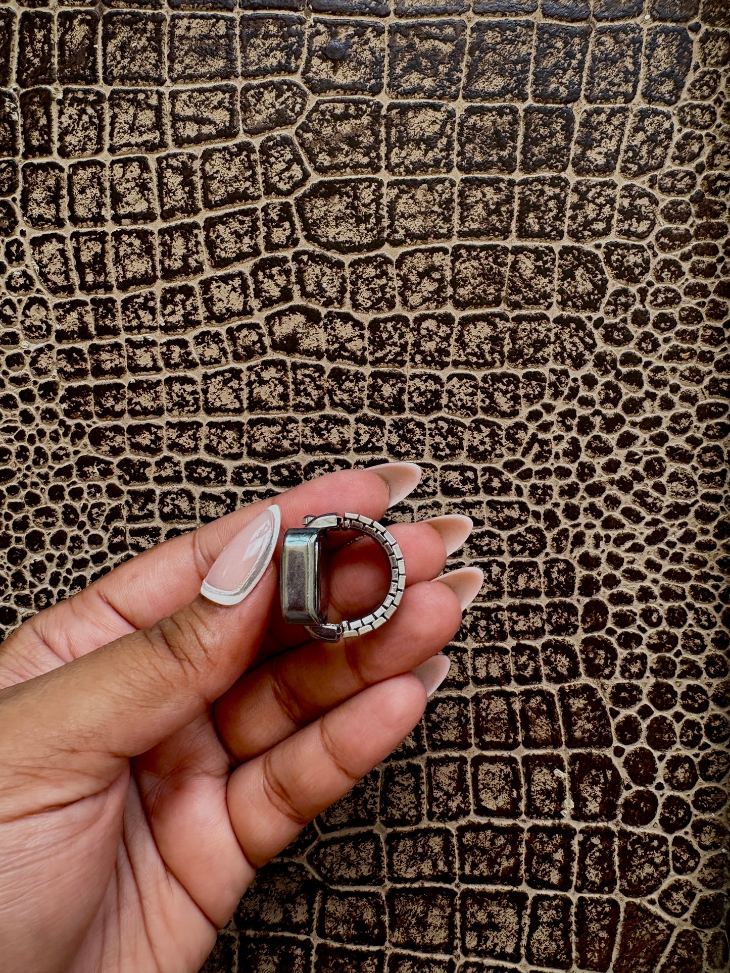 WATCH RING