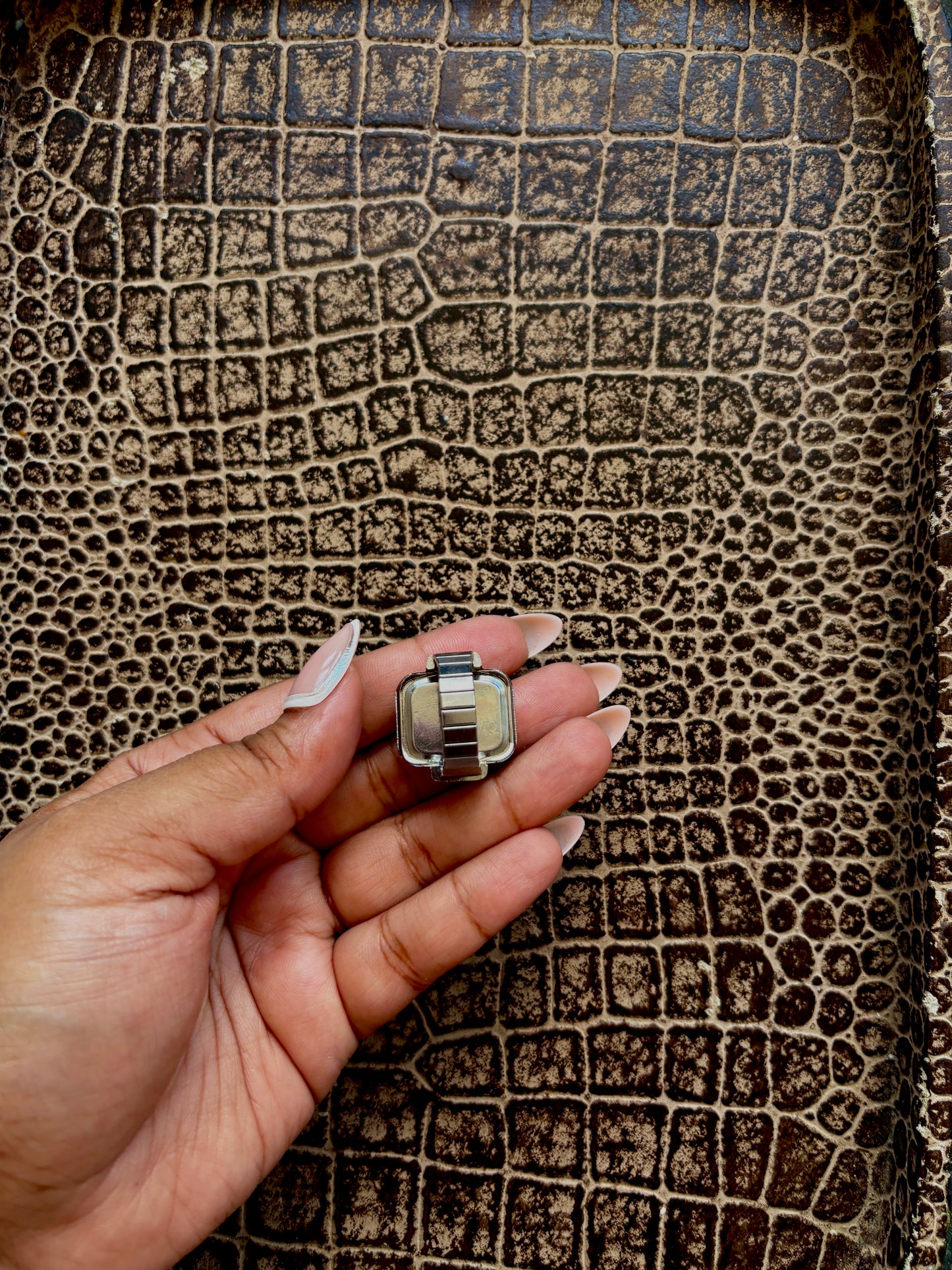 WATCH RING