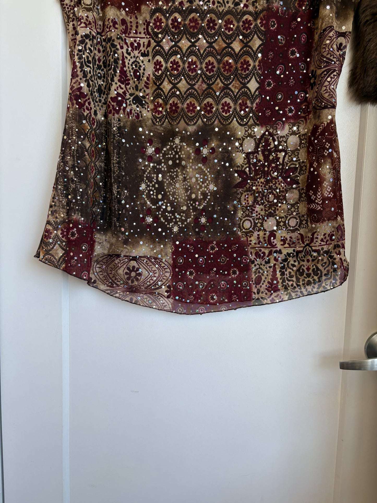 Y2K SEQUIN TOP