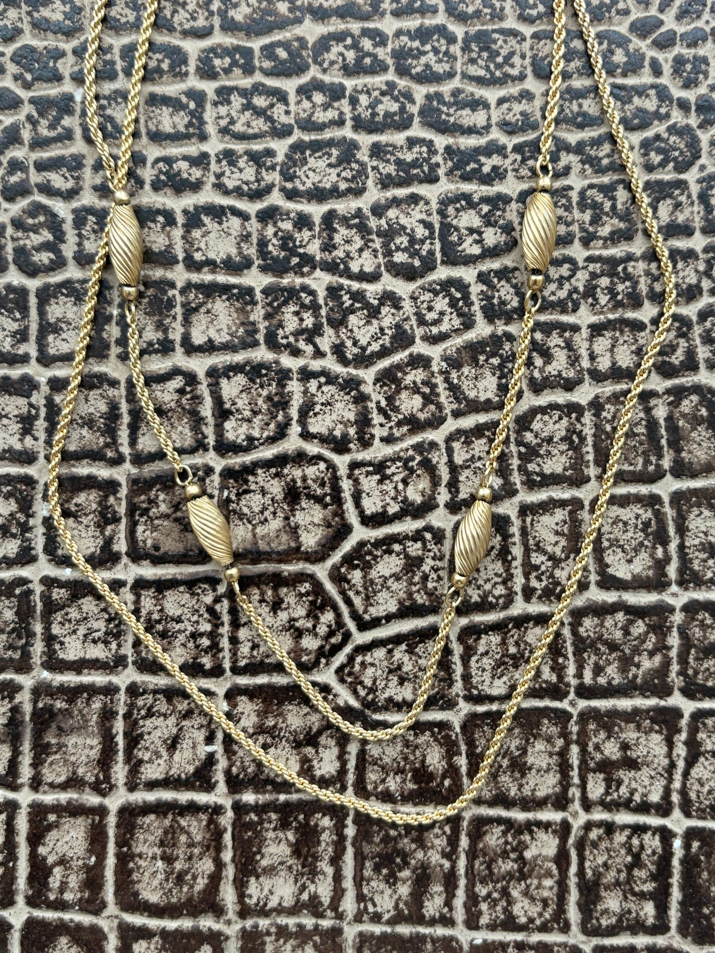 VINTAGE GOLD LAYERED NECKLACE