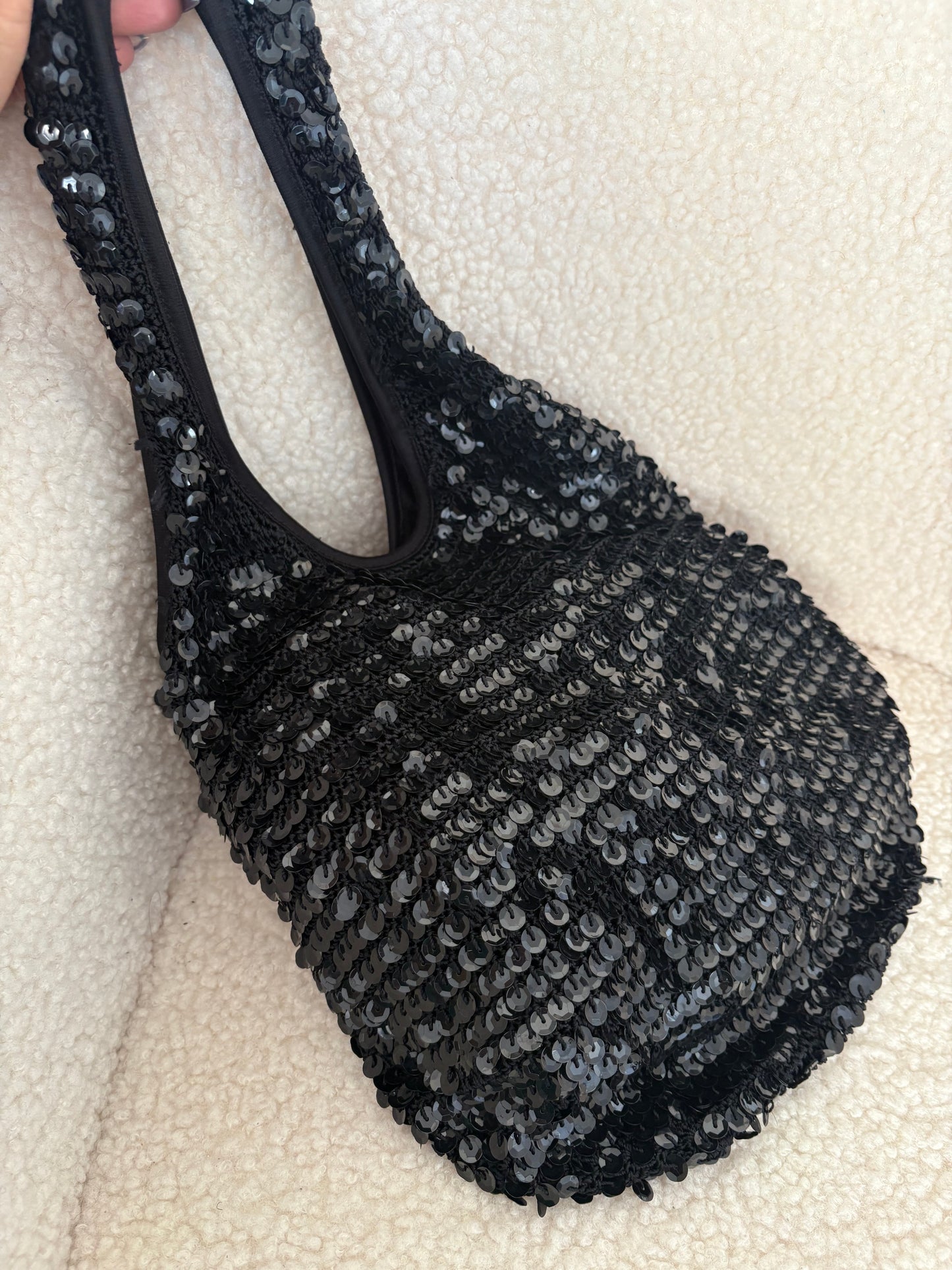 VINTAGE ALDO SEQUIN BOHO
SHOULDER