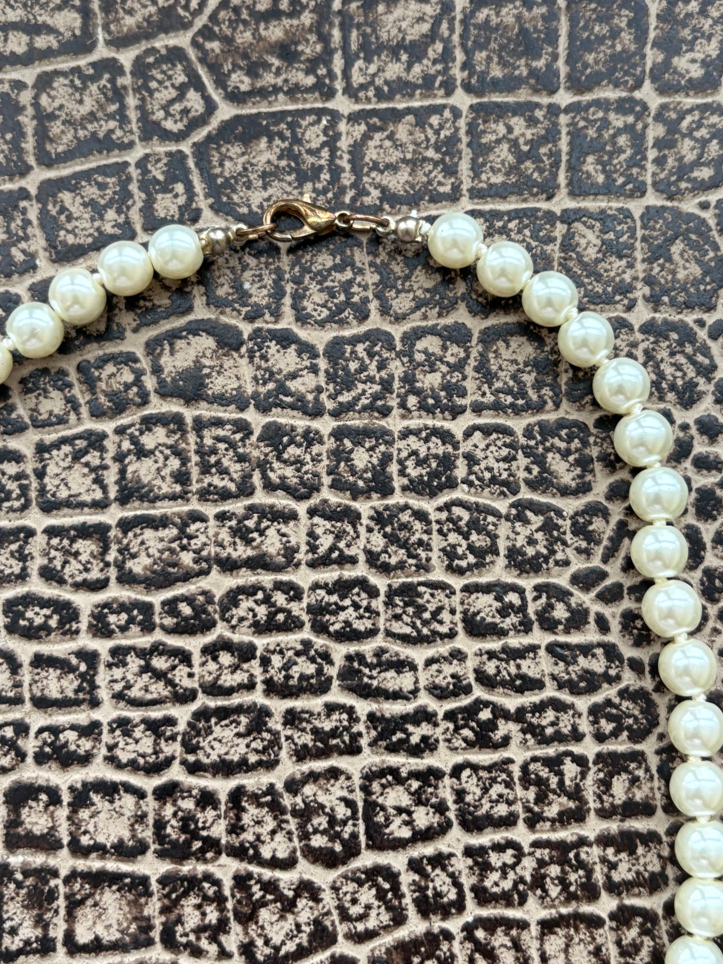 VINTAGE FRESHWATER PEARL