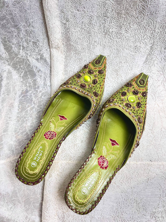GREEN STONEWORK KITTEN HEELS