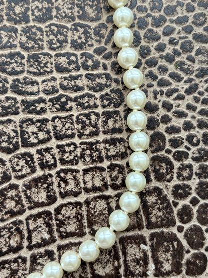 VINTAGE FRESHWATER PEARL