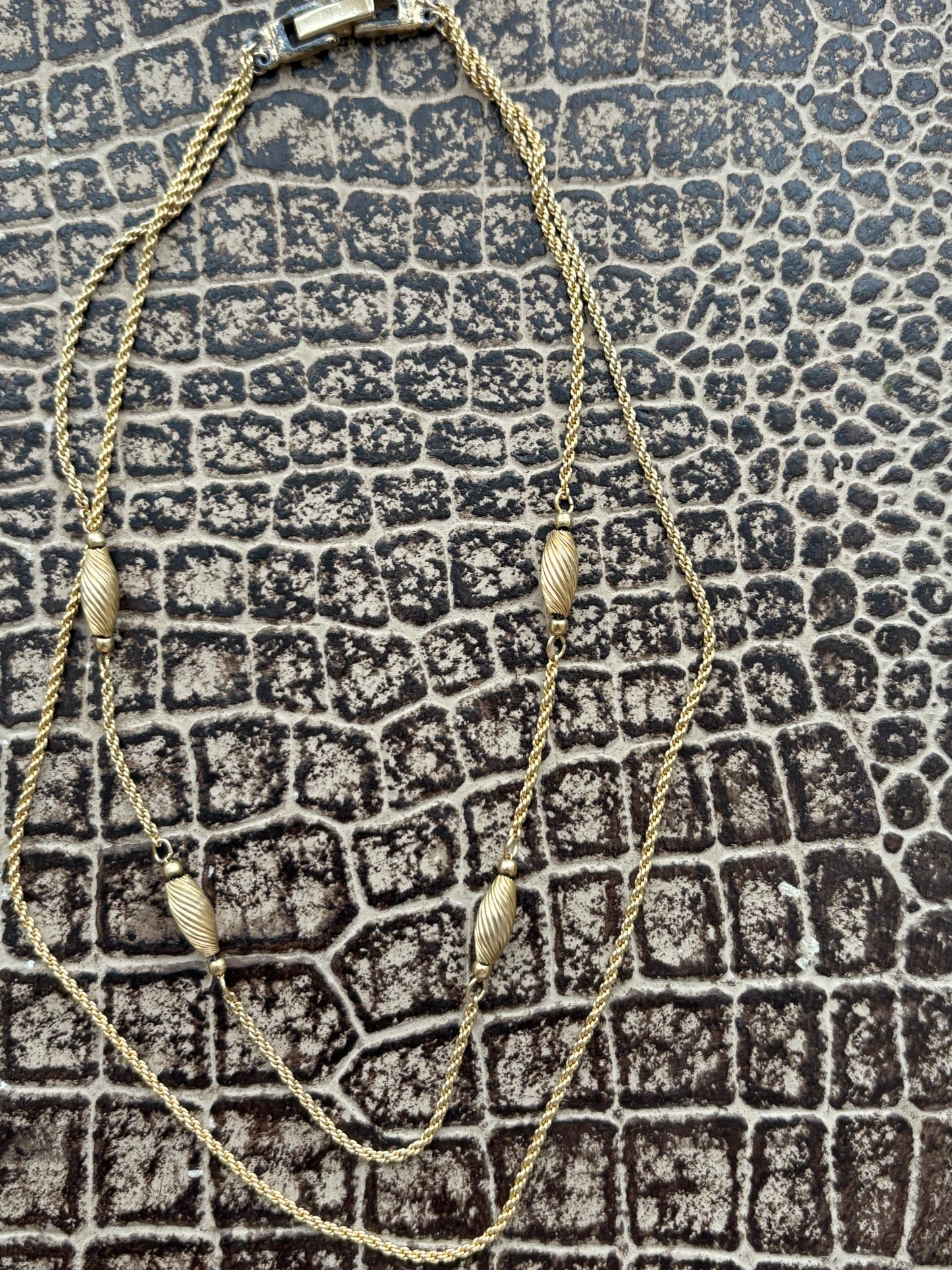 VINTAGE GOLD LAYERED NECKLACE