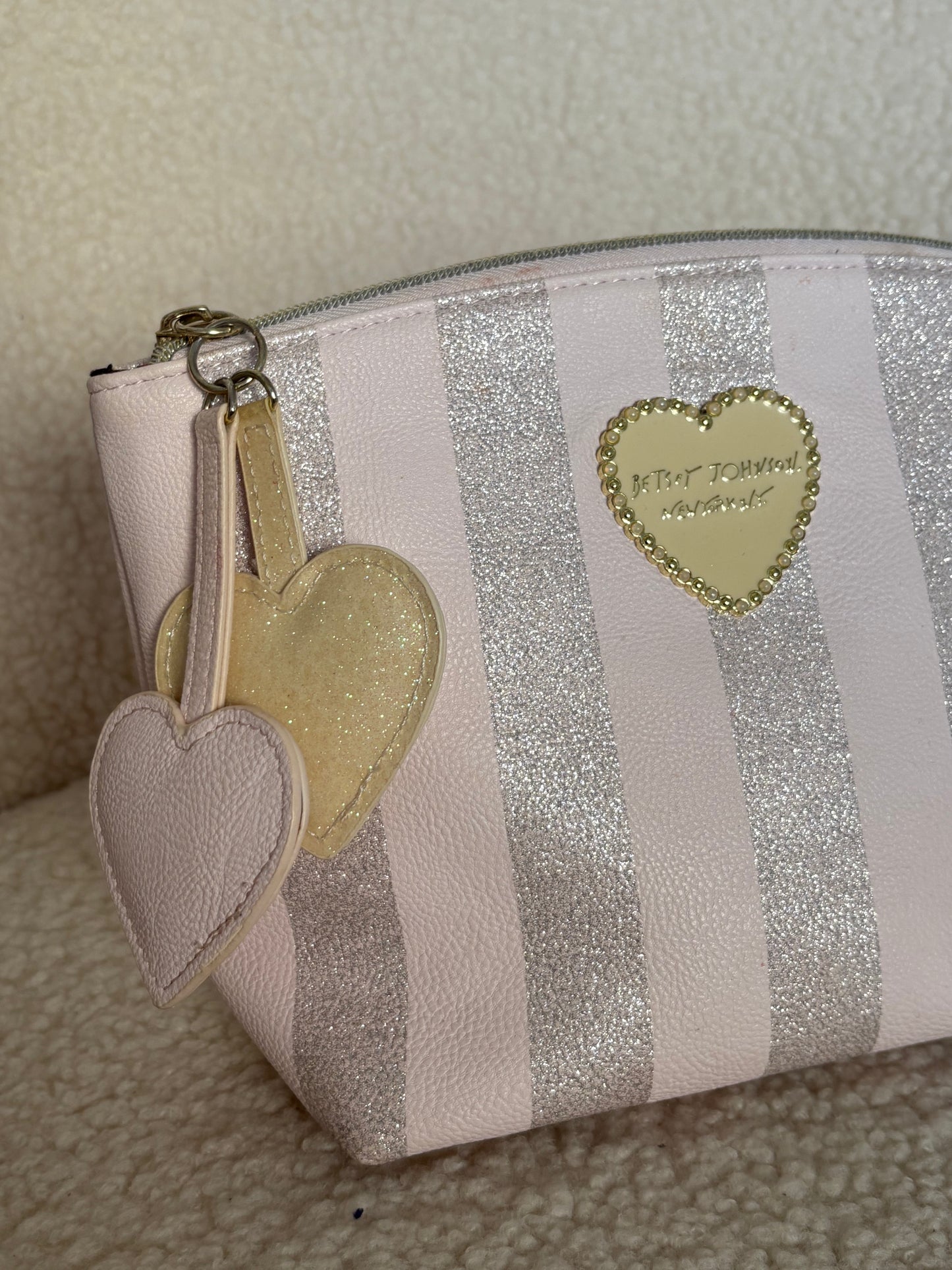 BETSY JOHNSON MAKEUP BAG