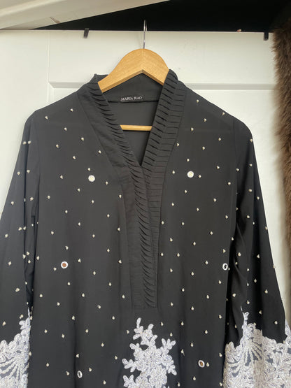 BLACK AND WHITE KAMEEZ TOP