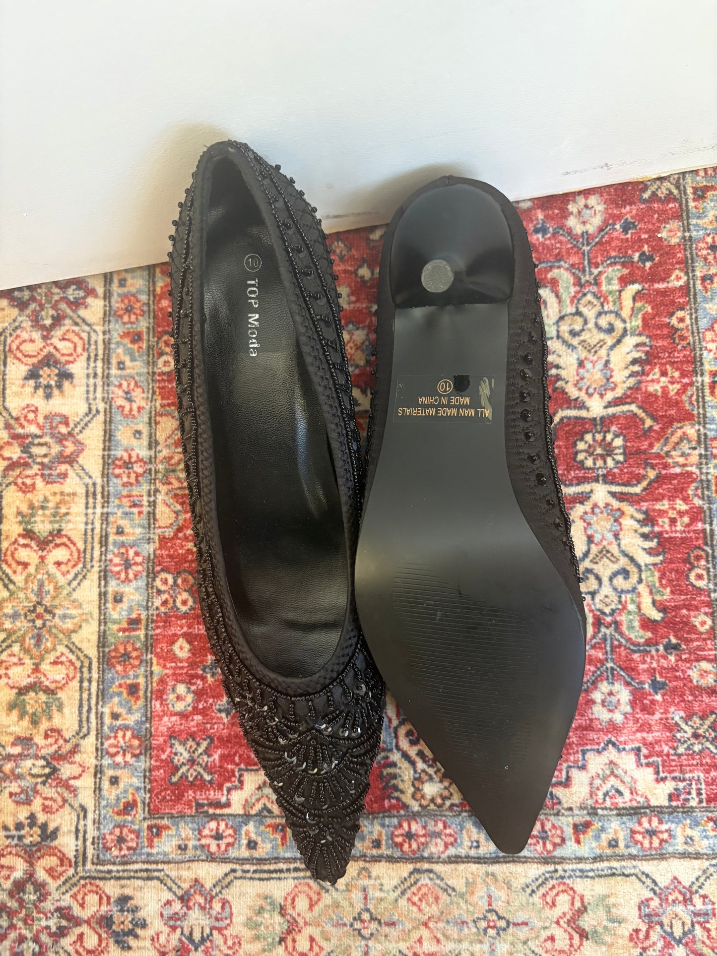 BLACK BEADED KITTEN HEELS - 10
