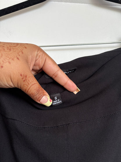 BLACK CAPRI PANTS WITH DIAMOND EMBELLISHMENTS