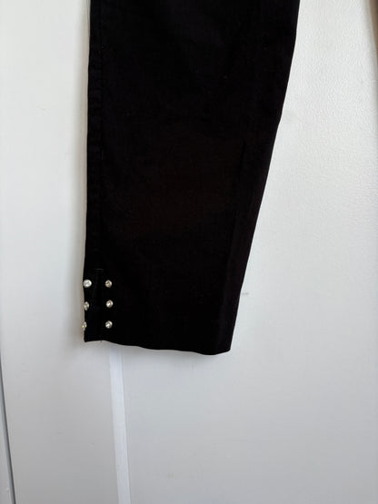 BLACK CAPRI PANTS WITH DIAMOND EMBELLISHMENTS