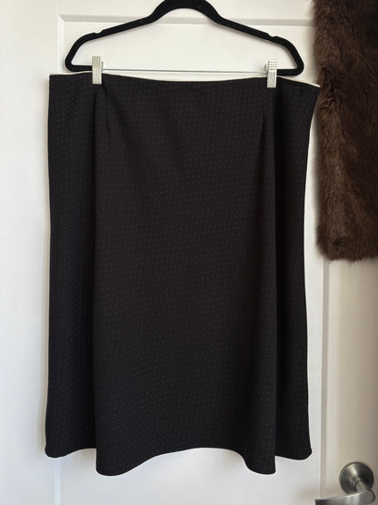 BLACK MIDI SKIRT