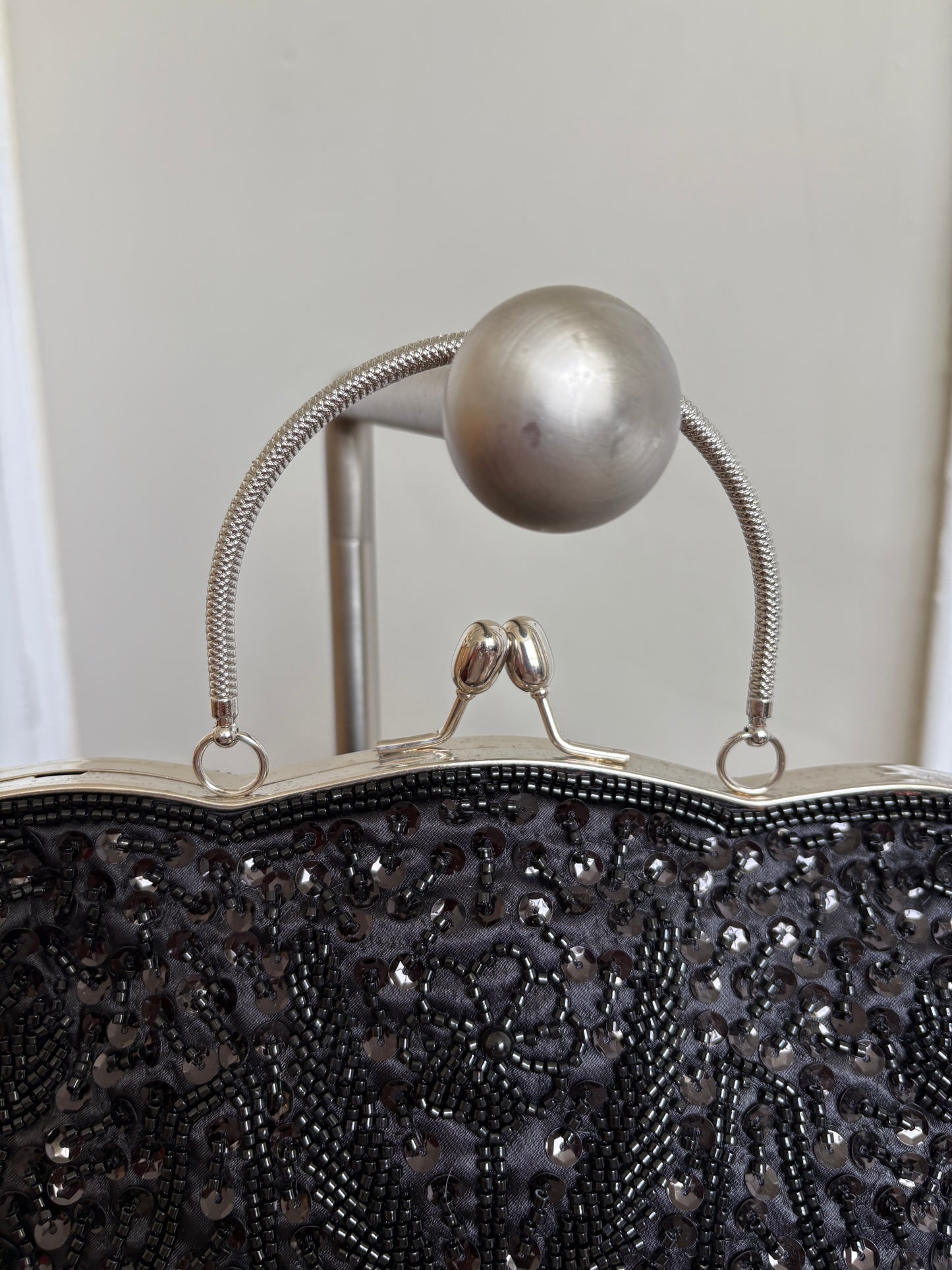 BLACK SEQUIN EVENING BAG