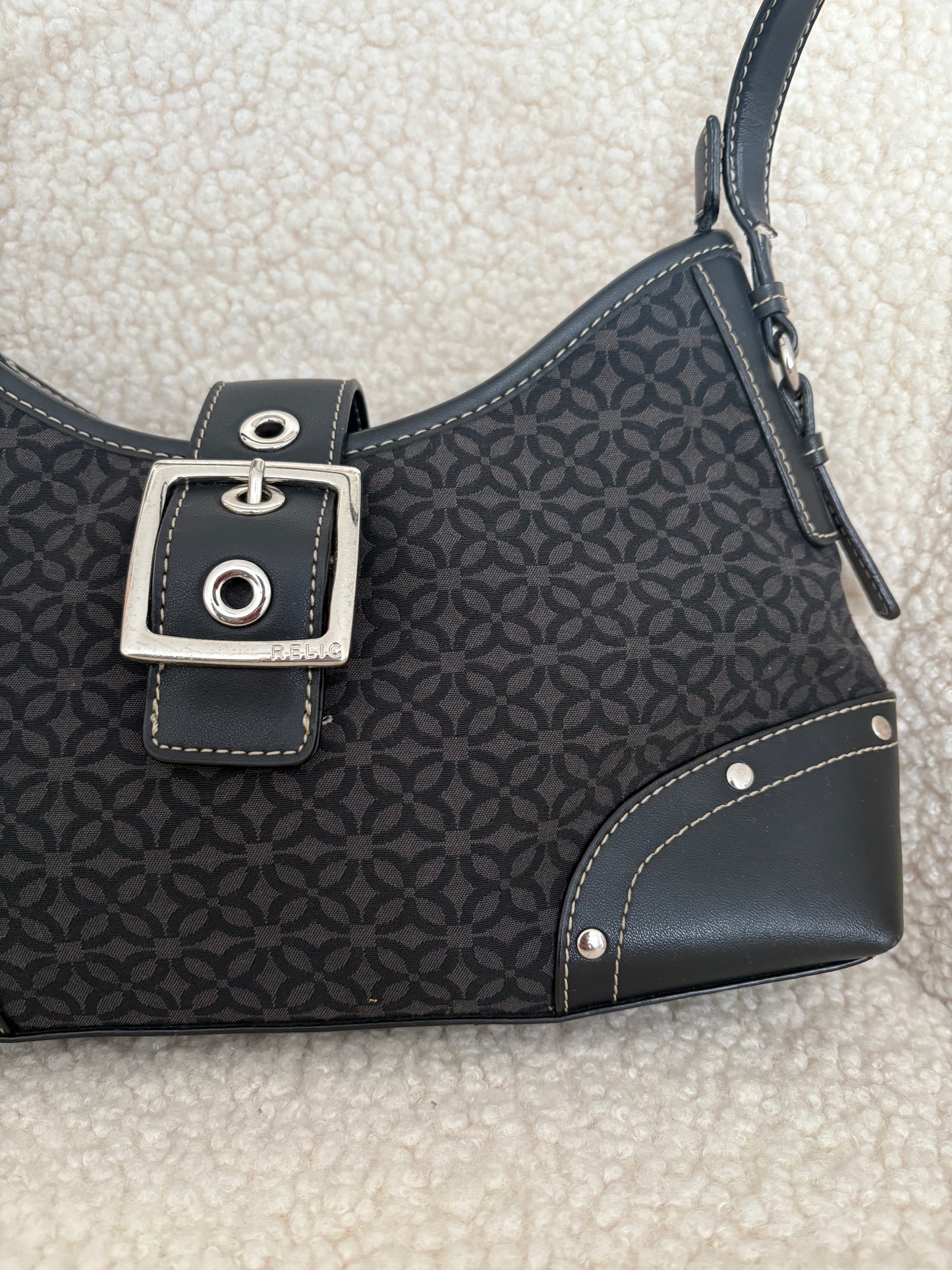 BLACK Y2K SHOULDER BAG