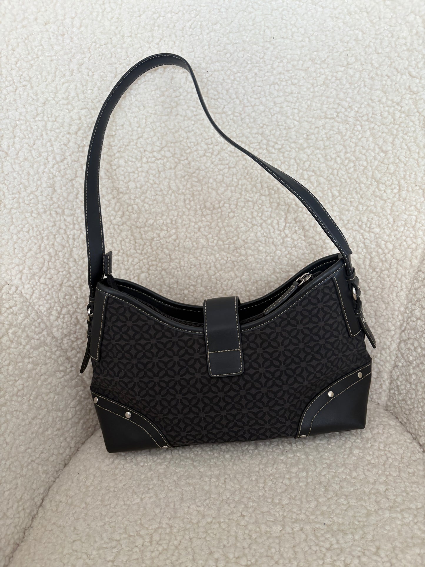 BLACK Y2K SHOULDER BAG