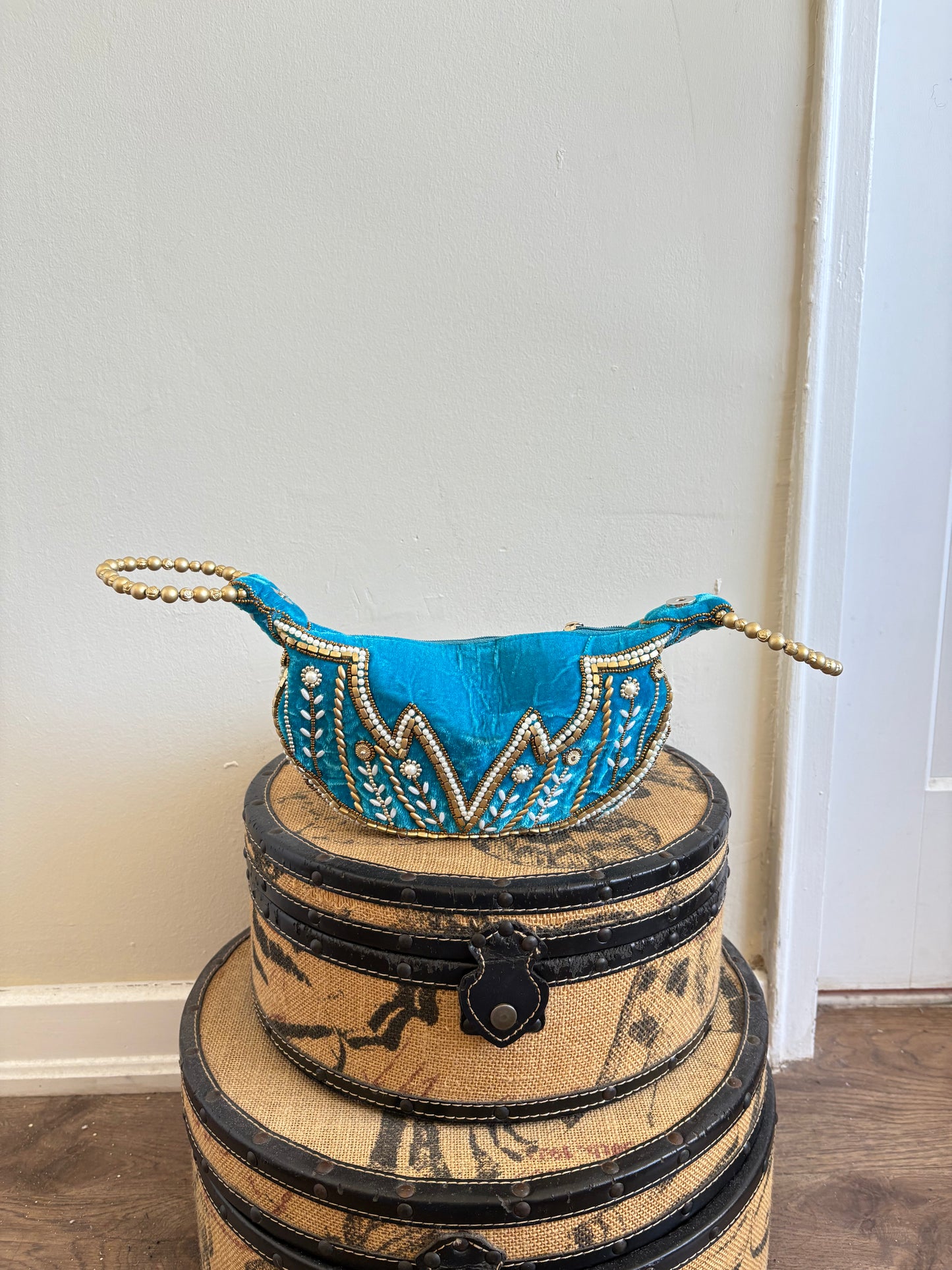 BLUE ZARI VELVET POTLI BAG